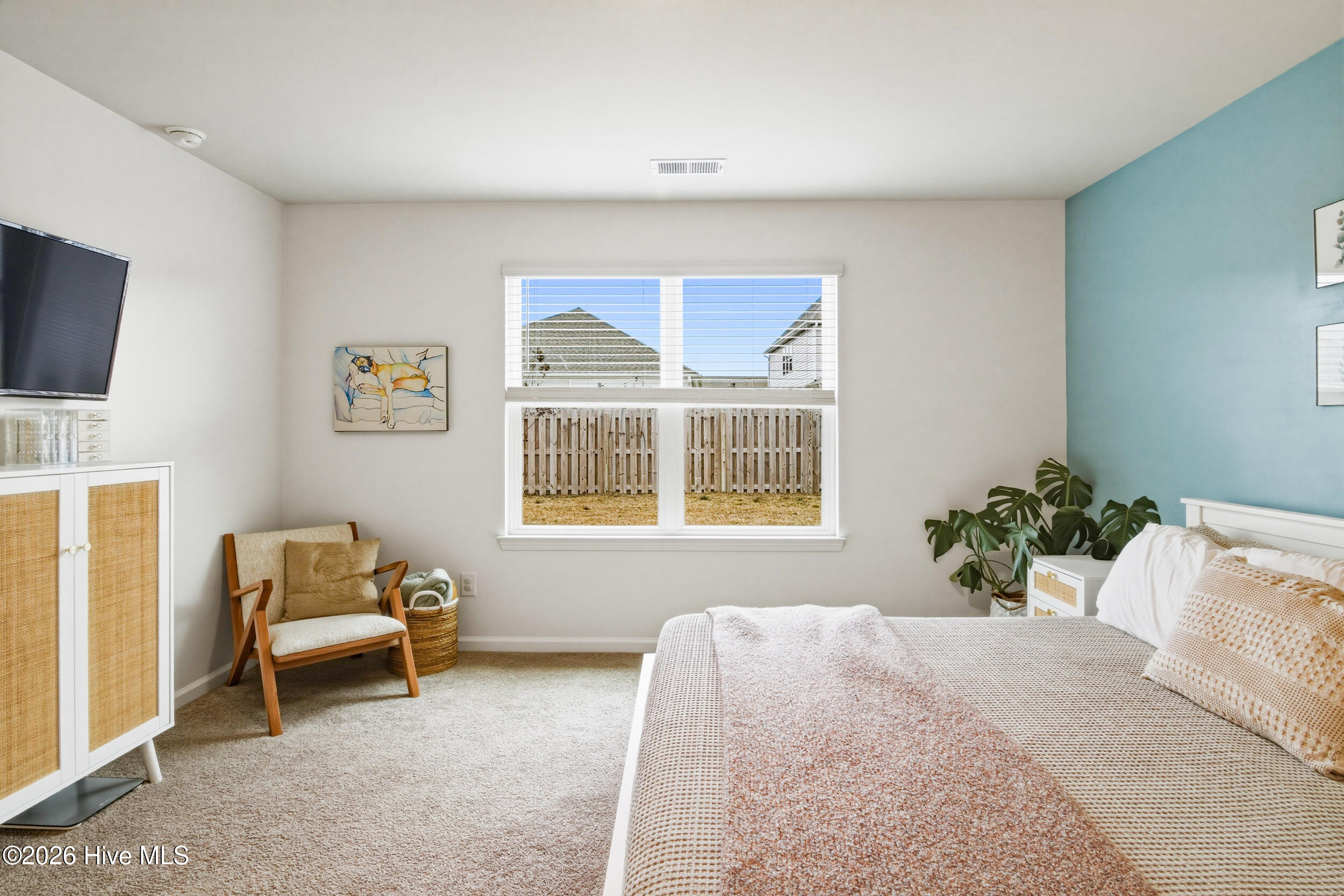 100555979 | Photo 29