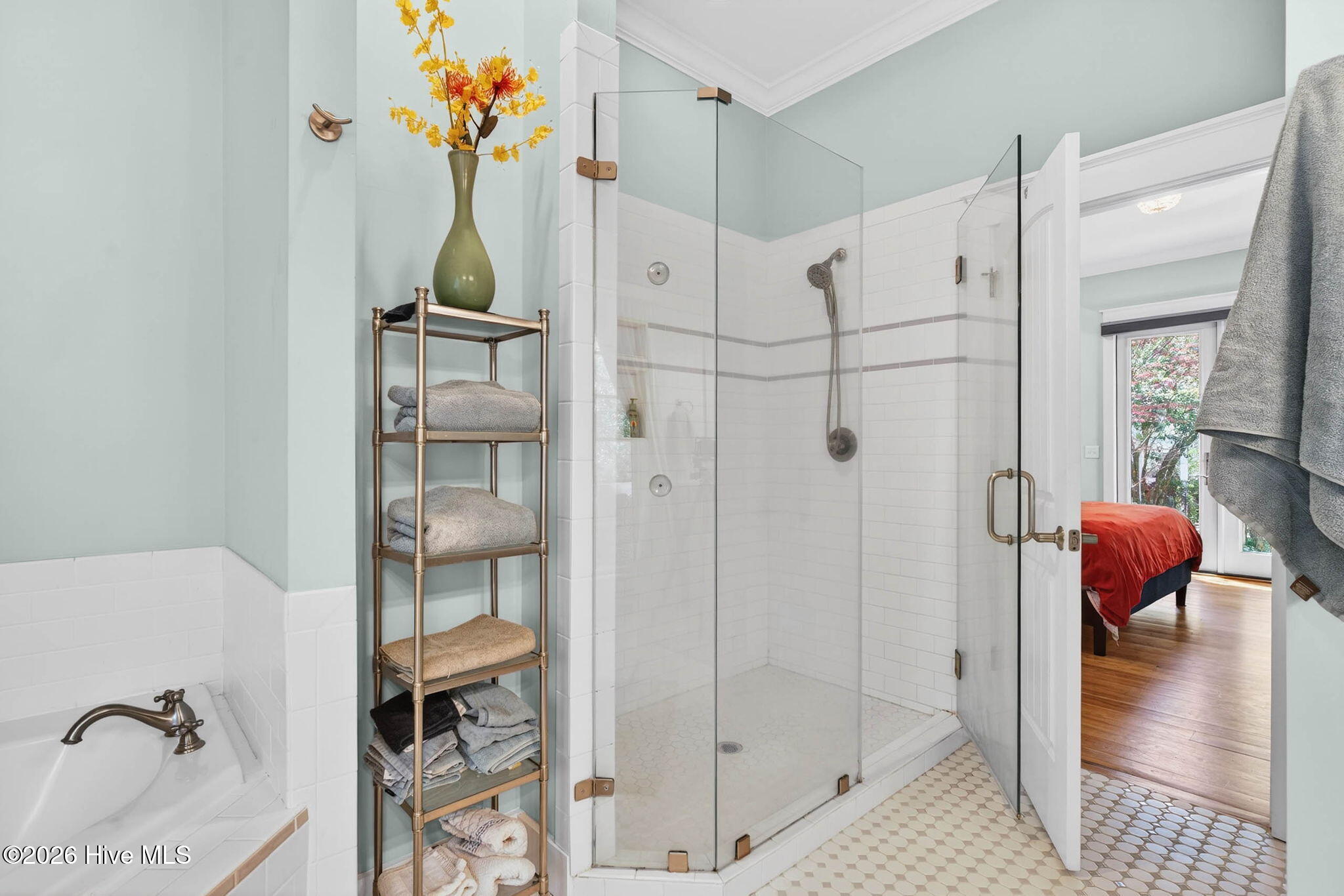 100564993 | Photo 31