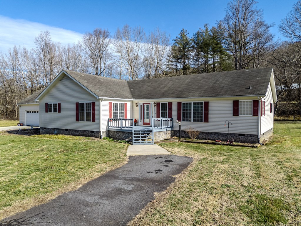 Homes for sale in Andrews, NC | 172 Eden Acres Dr, Andrews, NC 28901 | MLS# 98500585