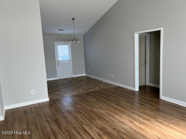 100545778 | Photo 15