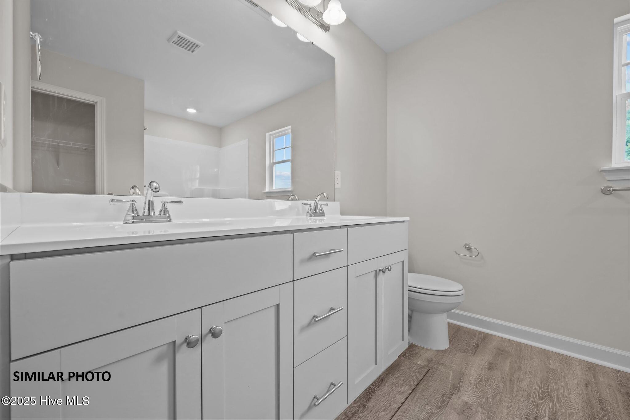 100532969 | Photo 19