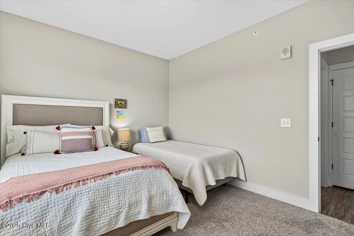 100522744 | Photo 31