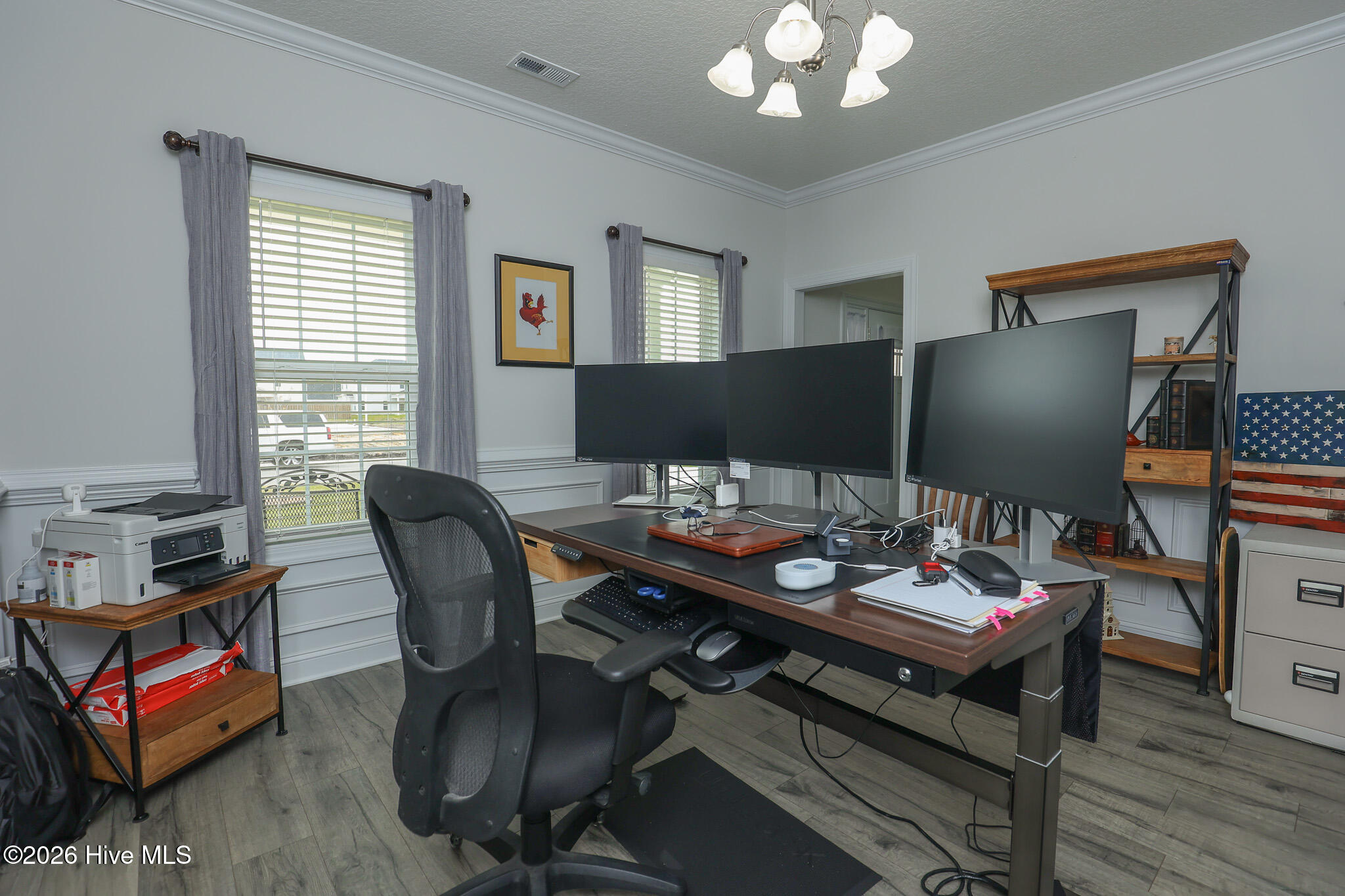 100566791 | Photo 13