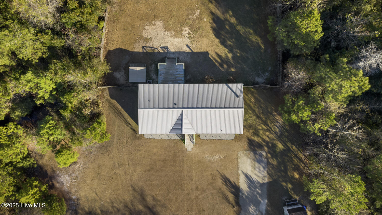 100545745 | Photo 40