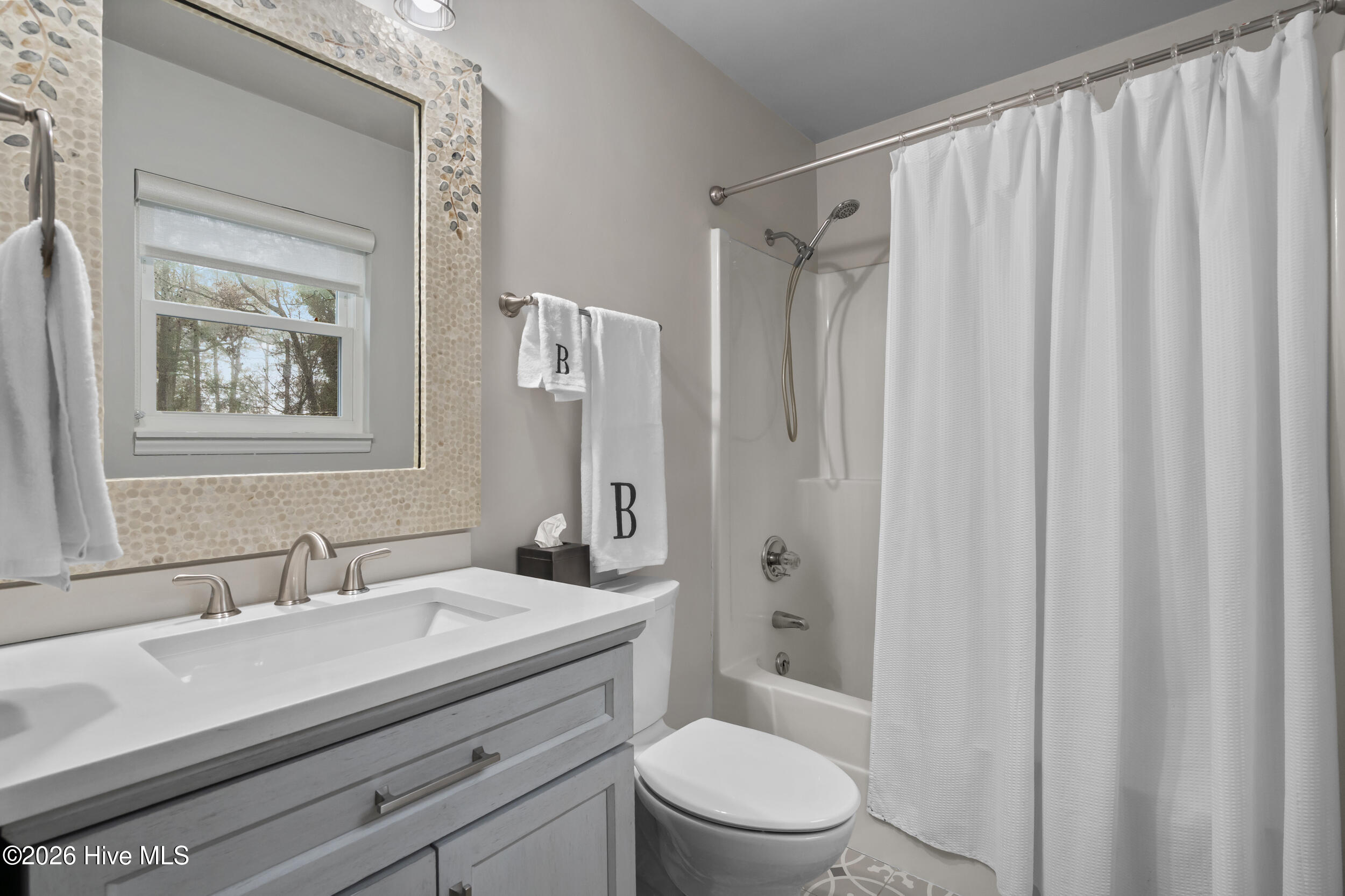 100559357 | Photo 18