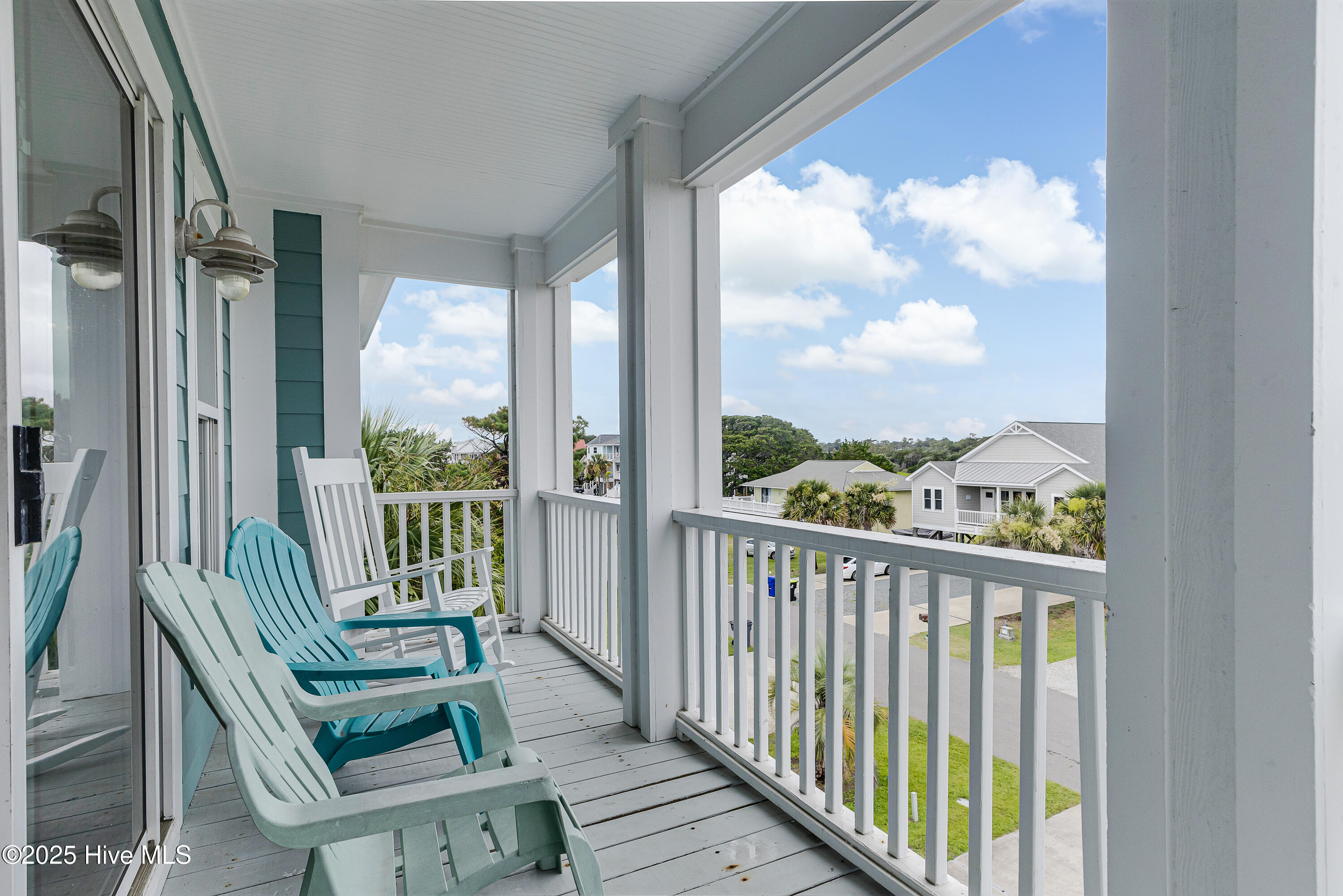 100514949 | Photo 33