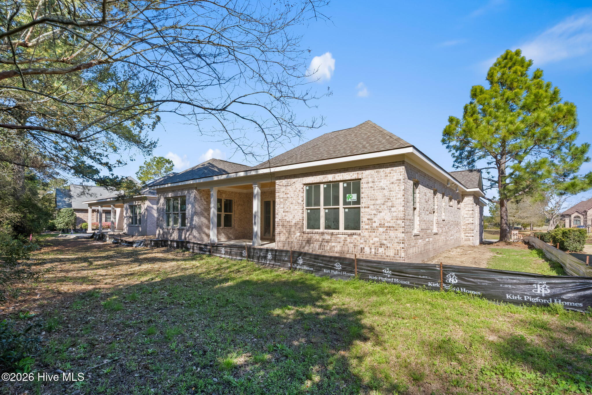 100568137 | Photo 21