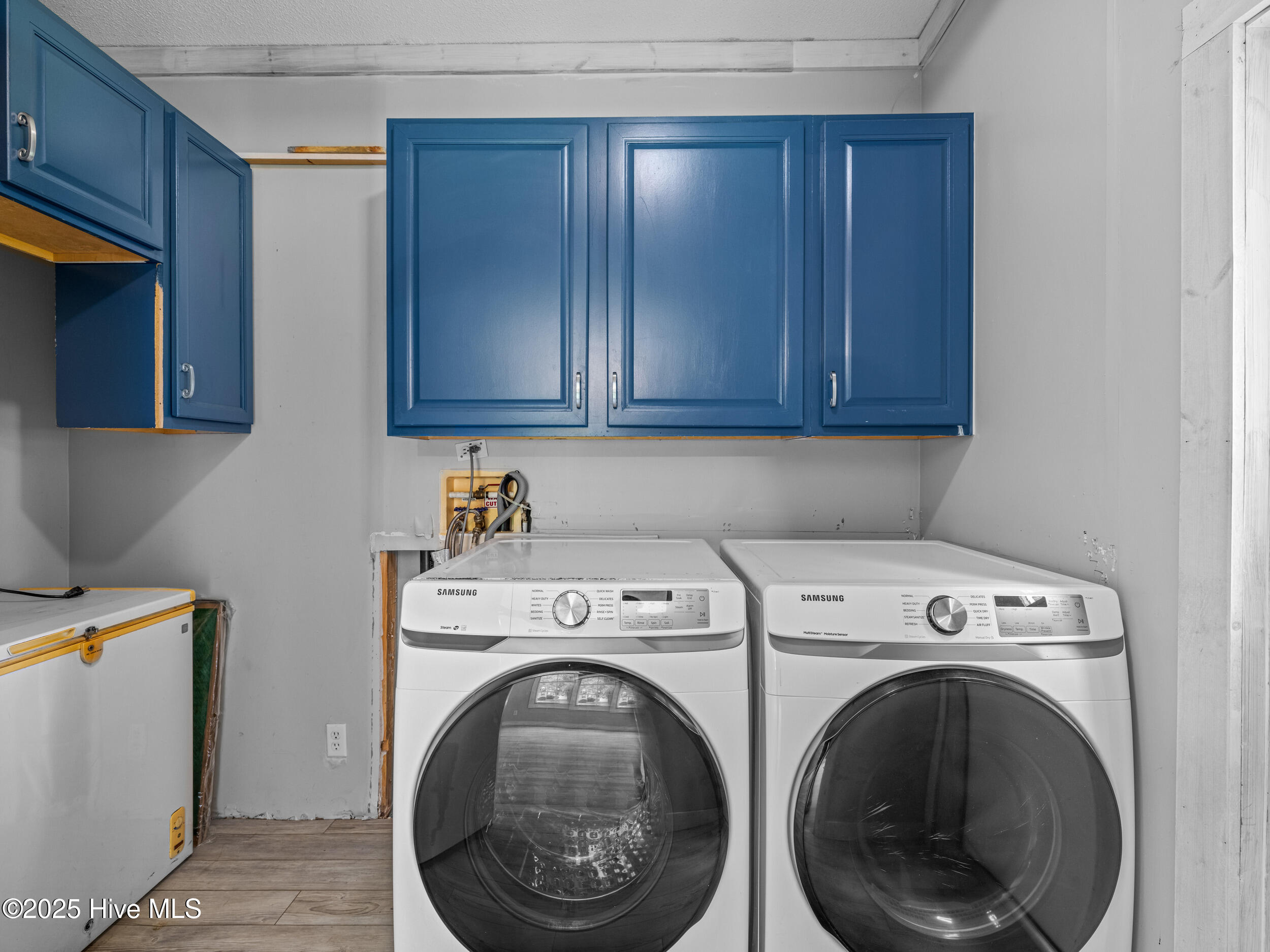 100520478 | Photo 14