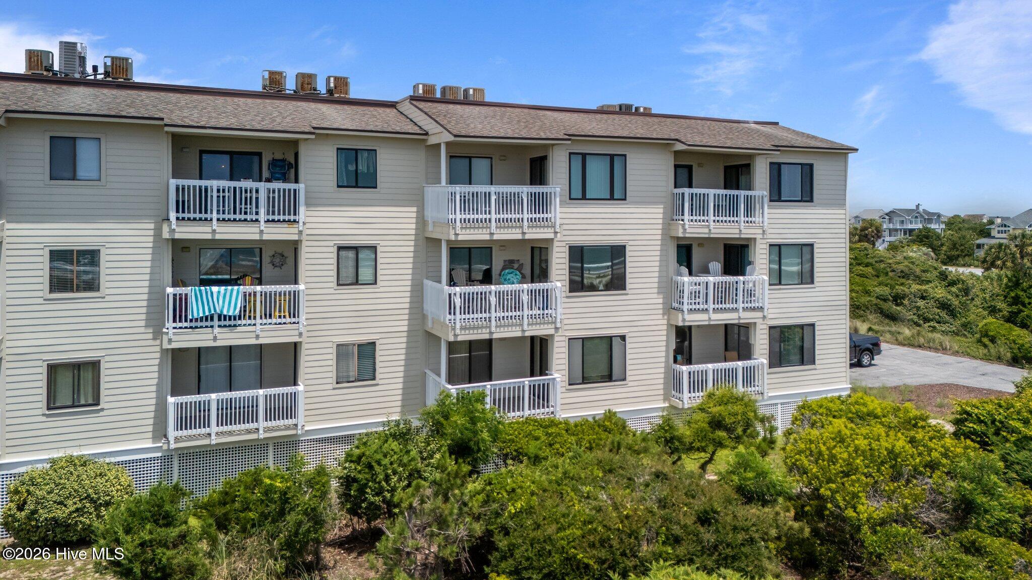 100551038 | Photo 29