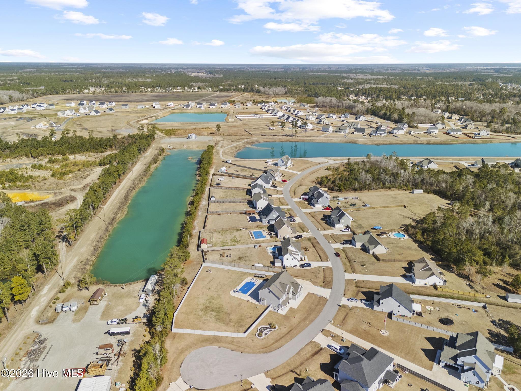 100557095 | Photo 56