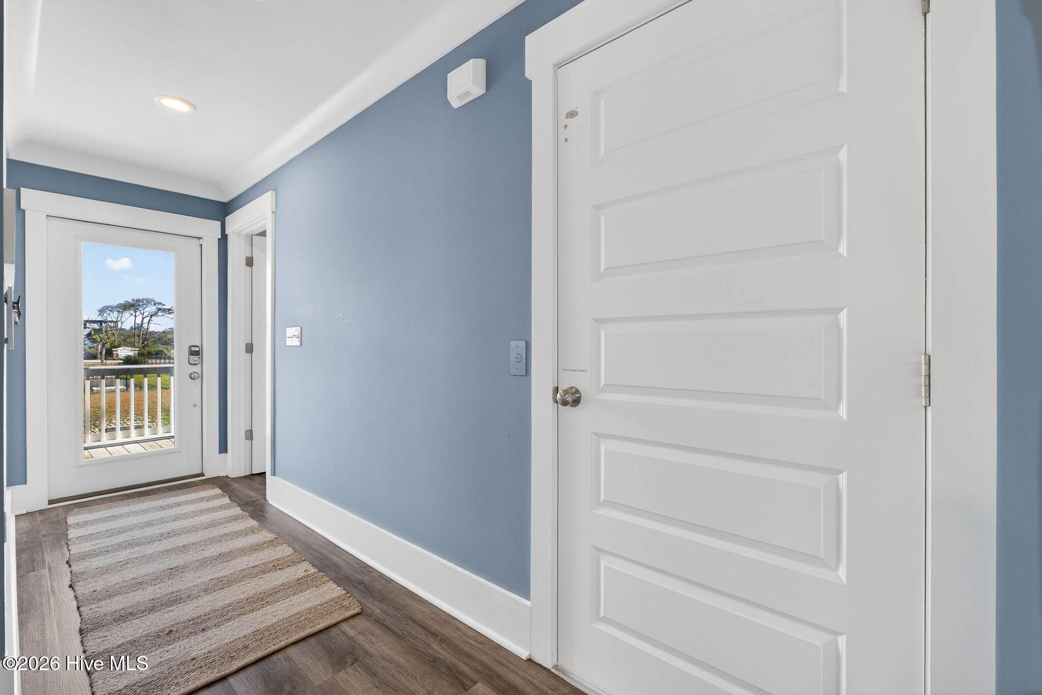 100565518 | Photo 14