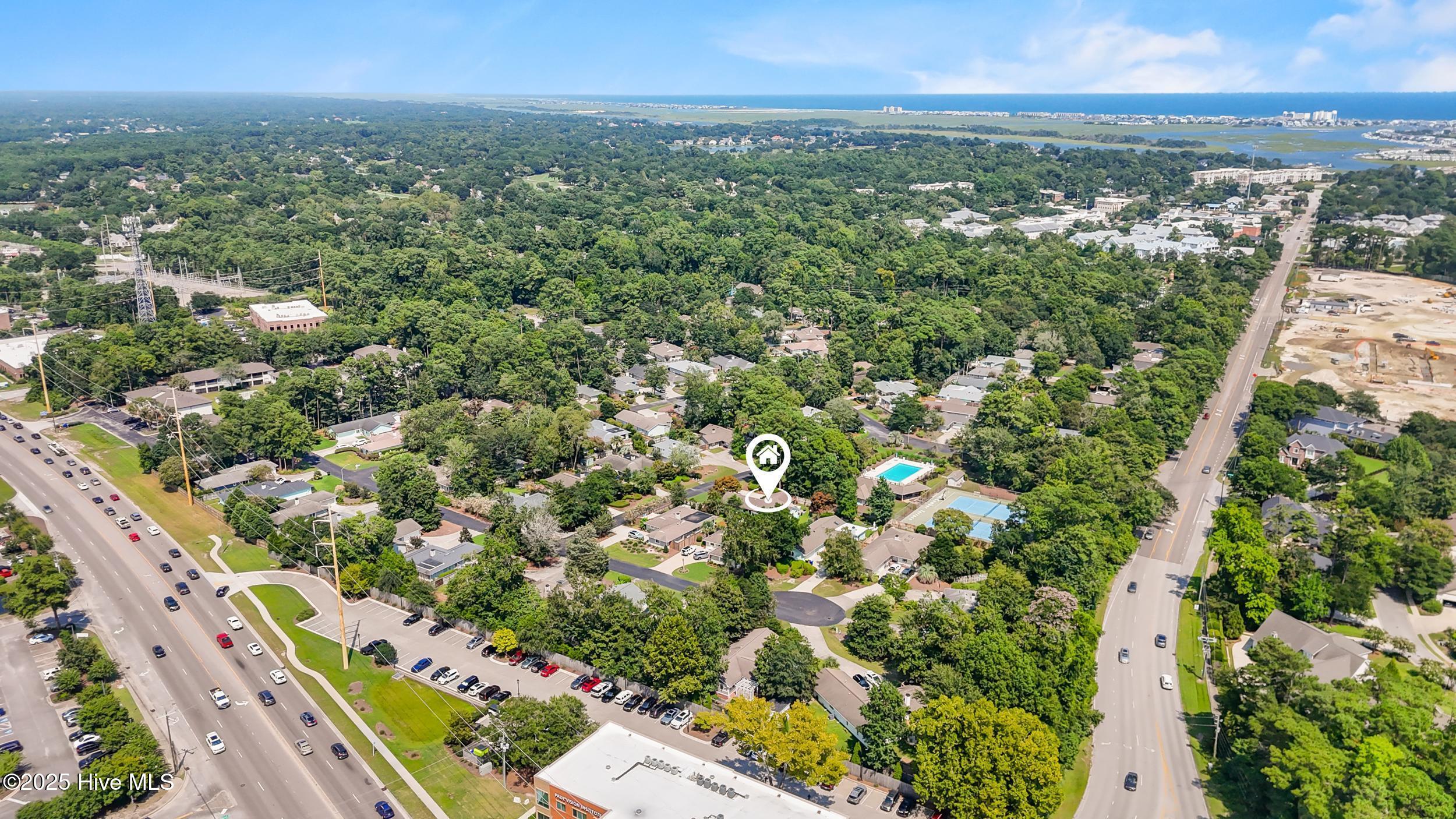 100551660 | Photo 36