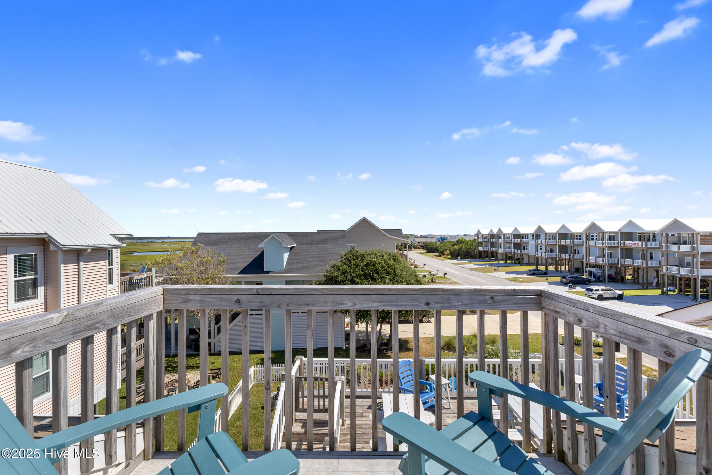 100532541 | Photo 43