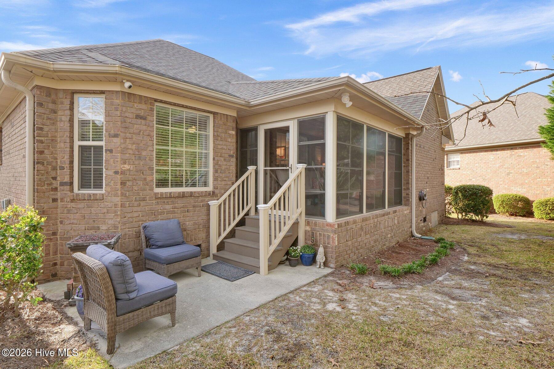 100562054 | Photo 26