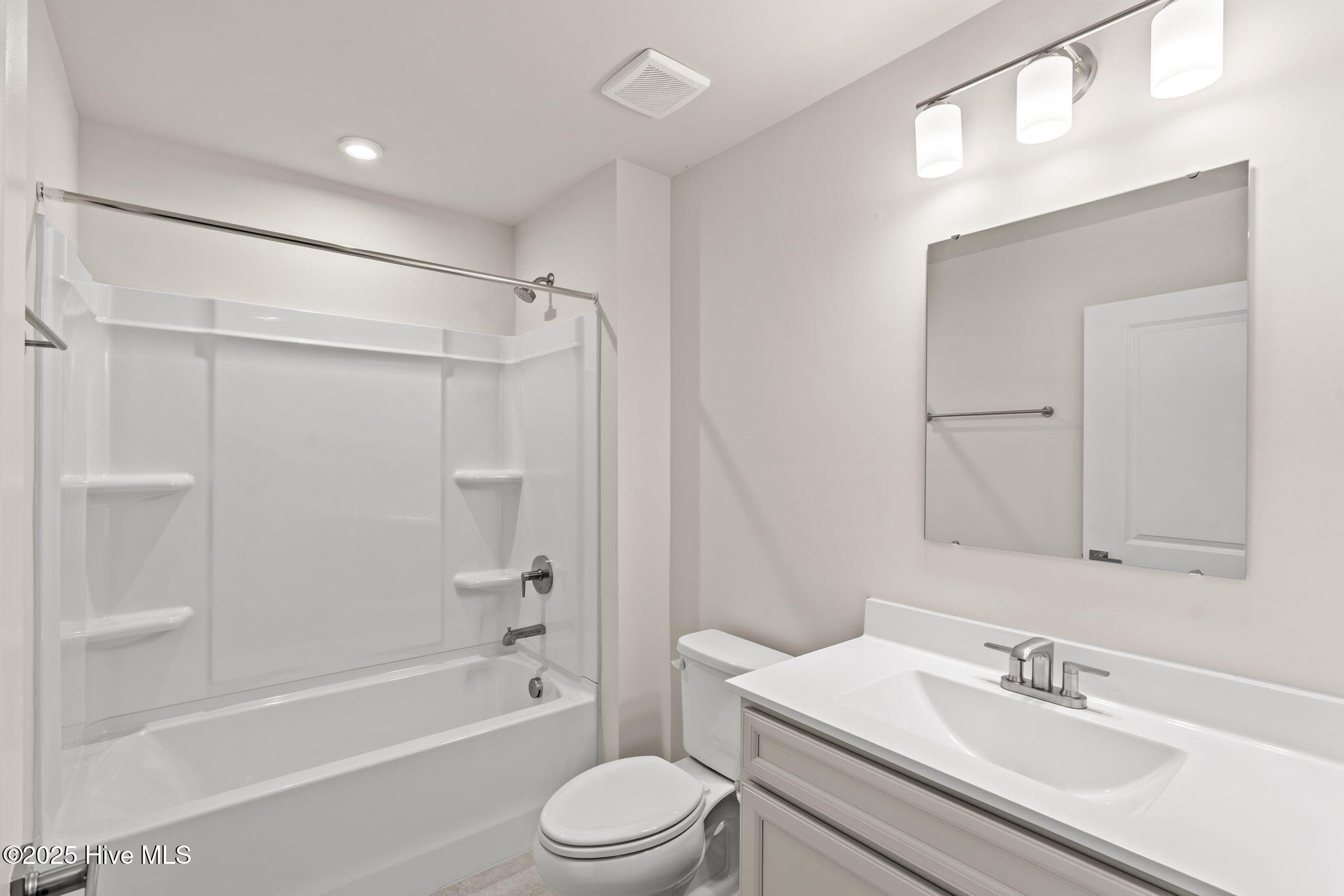 100530777 | Photo 18