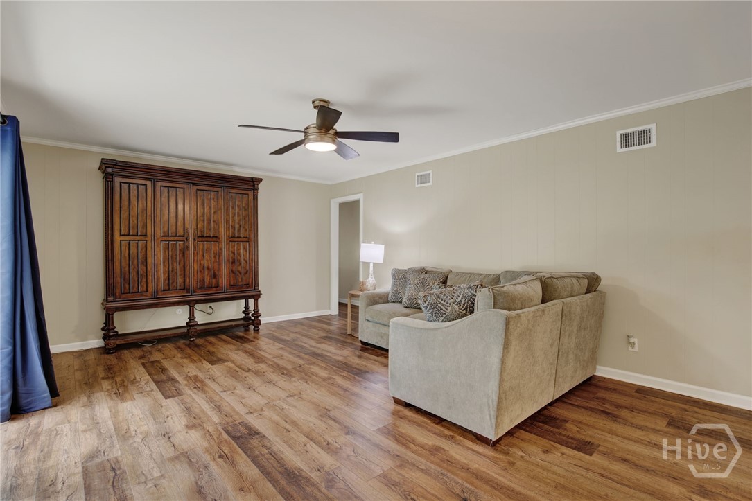 1908 Colonial Drive