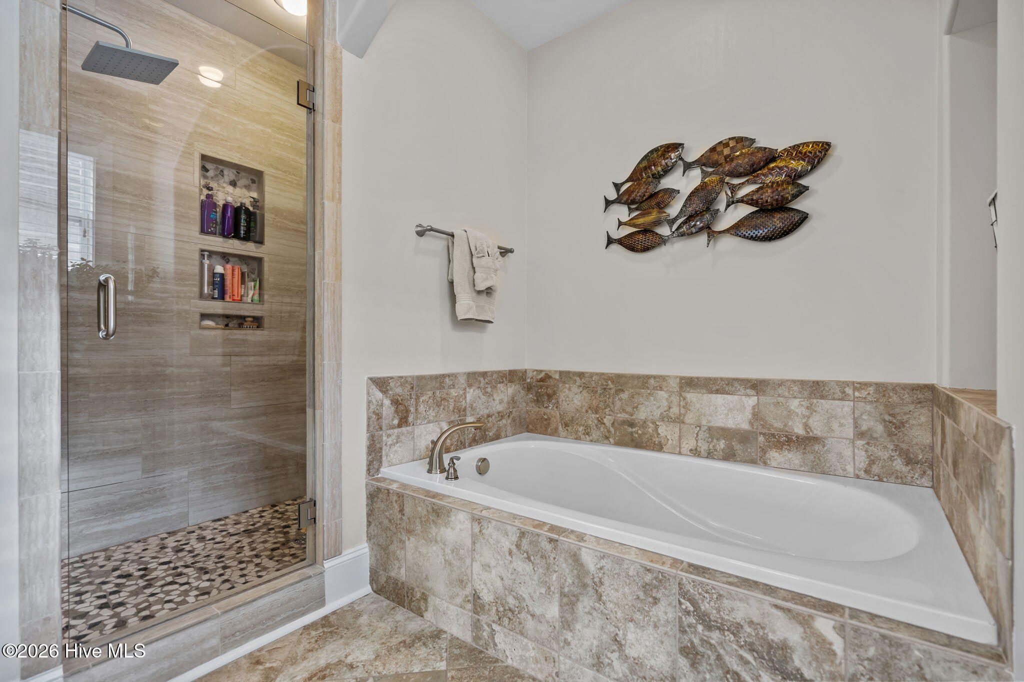 100564215 | Photo 30