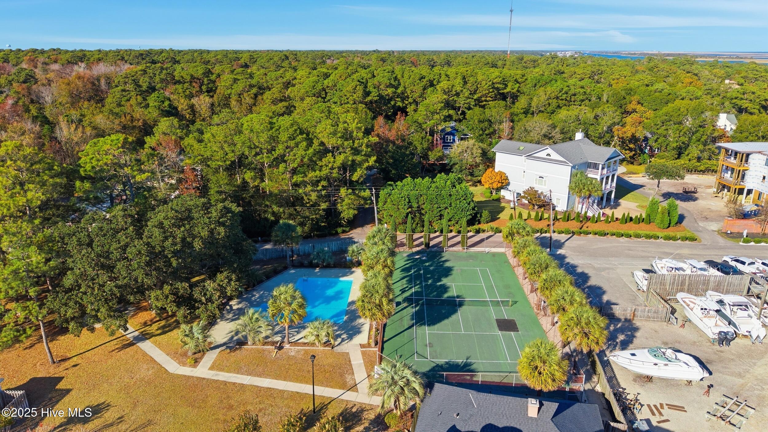 100541152 | Photo 13