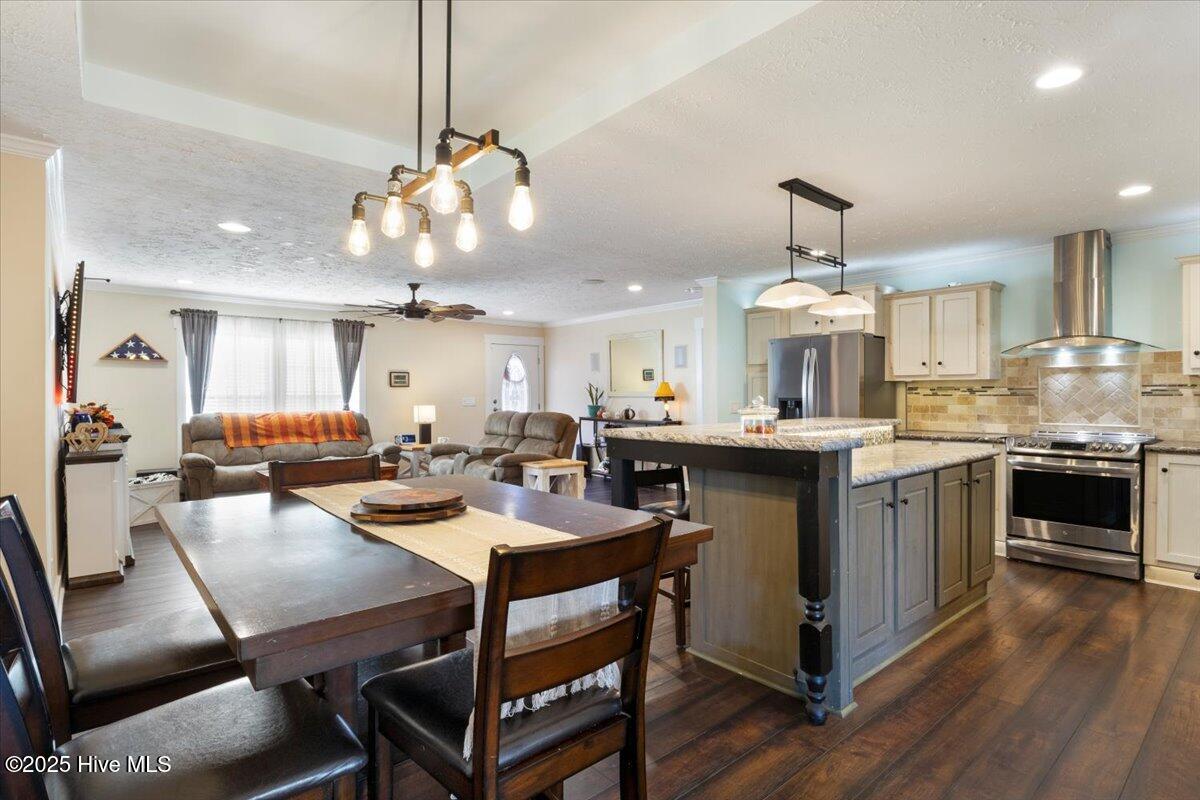 100539175 | Photo 10