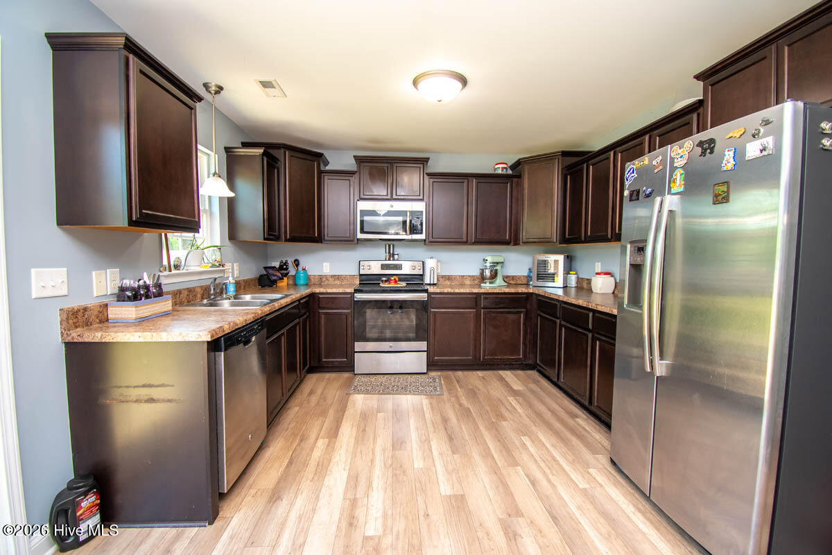 124 Waterford Way,Maysville