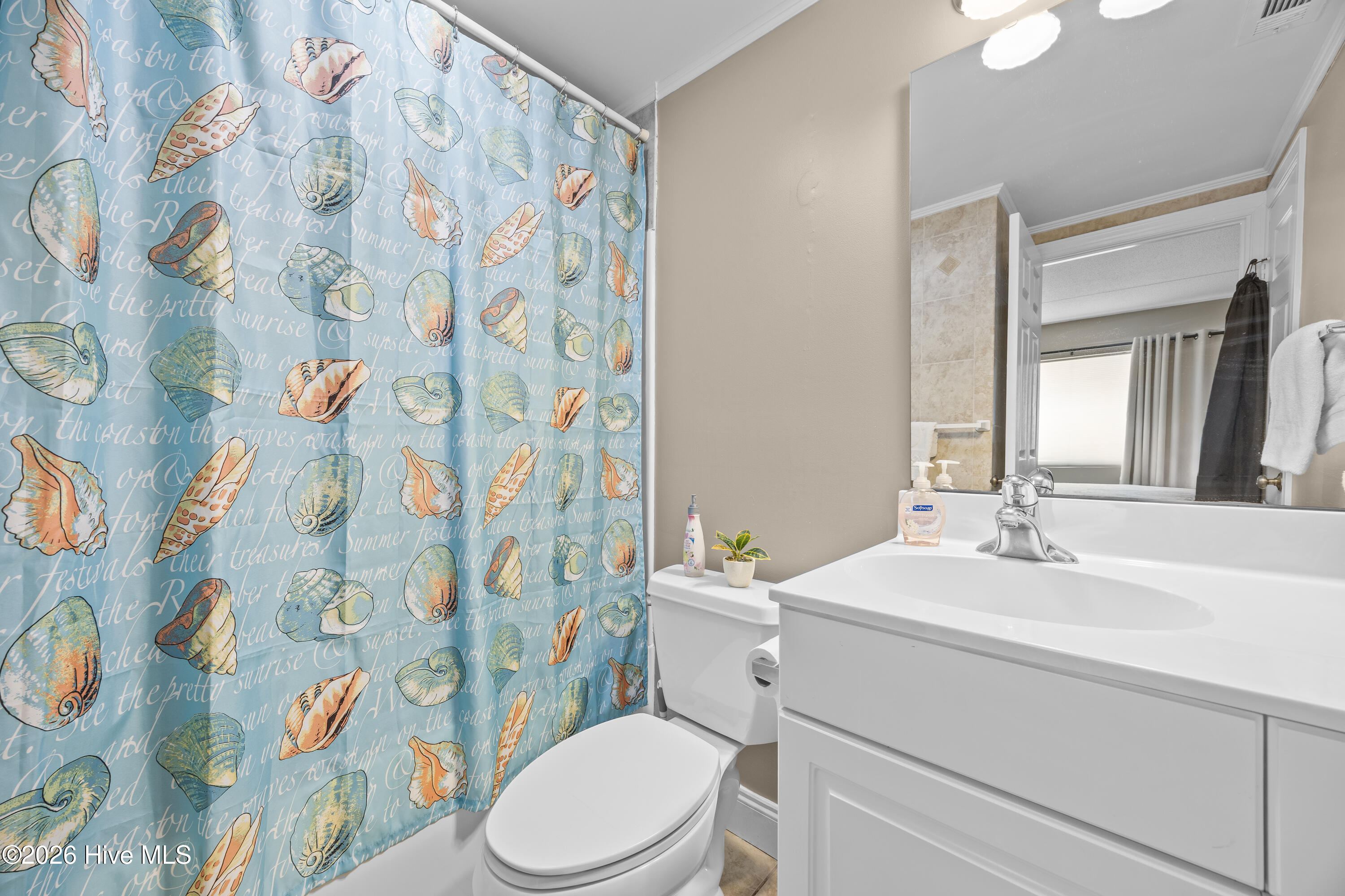 100564561 | Photo 14