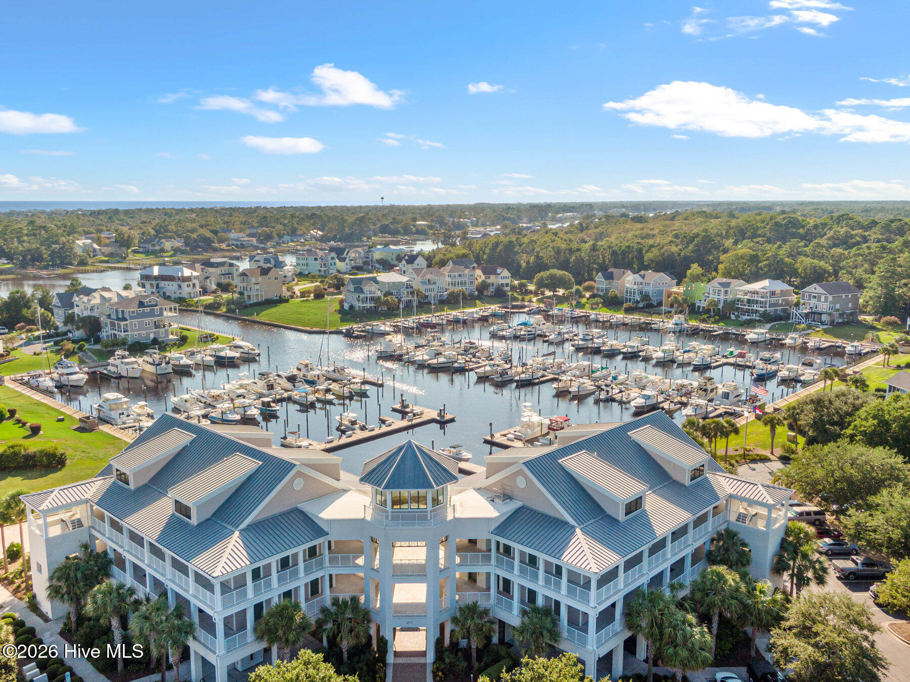 100558042 | Photo 78