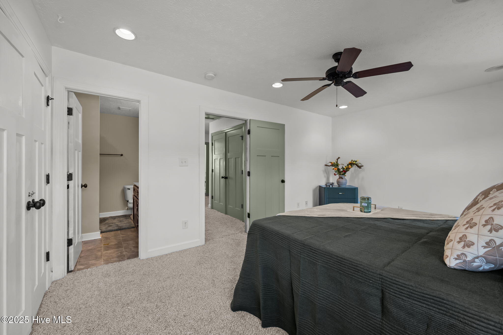 105 Kenan Loop, Jacksonville, NC 28546 – photo 24: 52-web-or-mls-_RAD9428