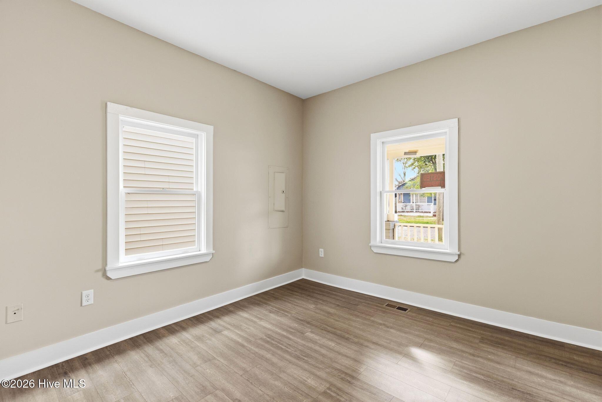 209 S 13th Street, Wilmington, NC 28401 – photo 13: 13_209_S_13th_St_008
