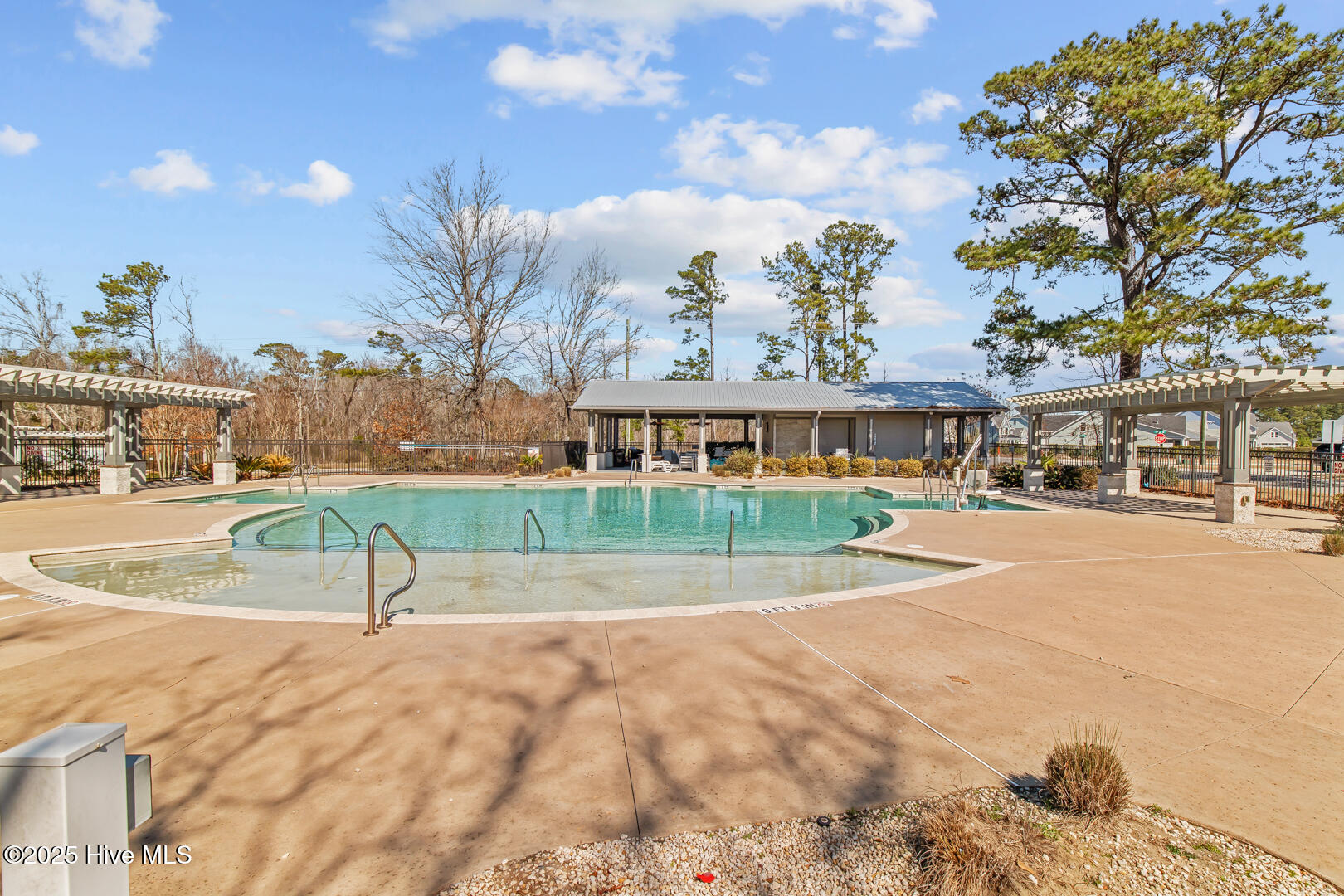 100504808 | Photo 42