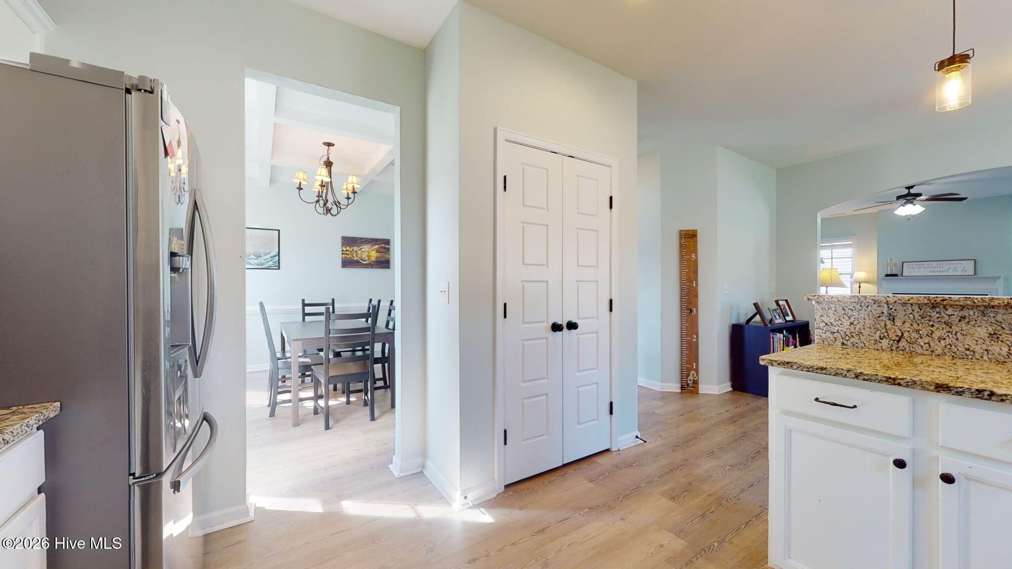 100558979 | Photo 10