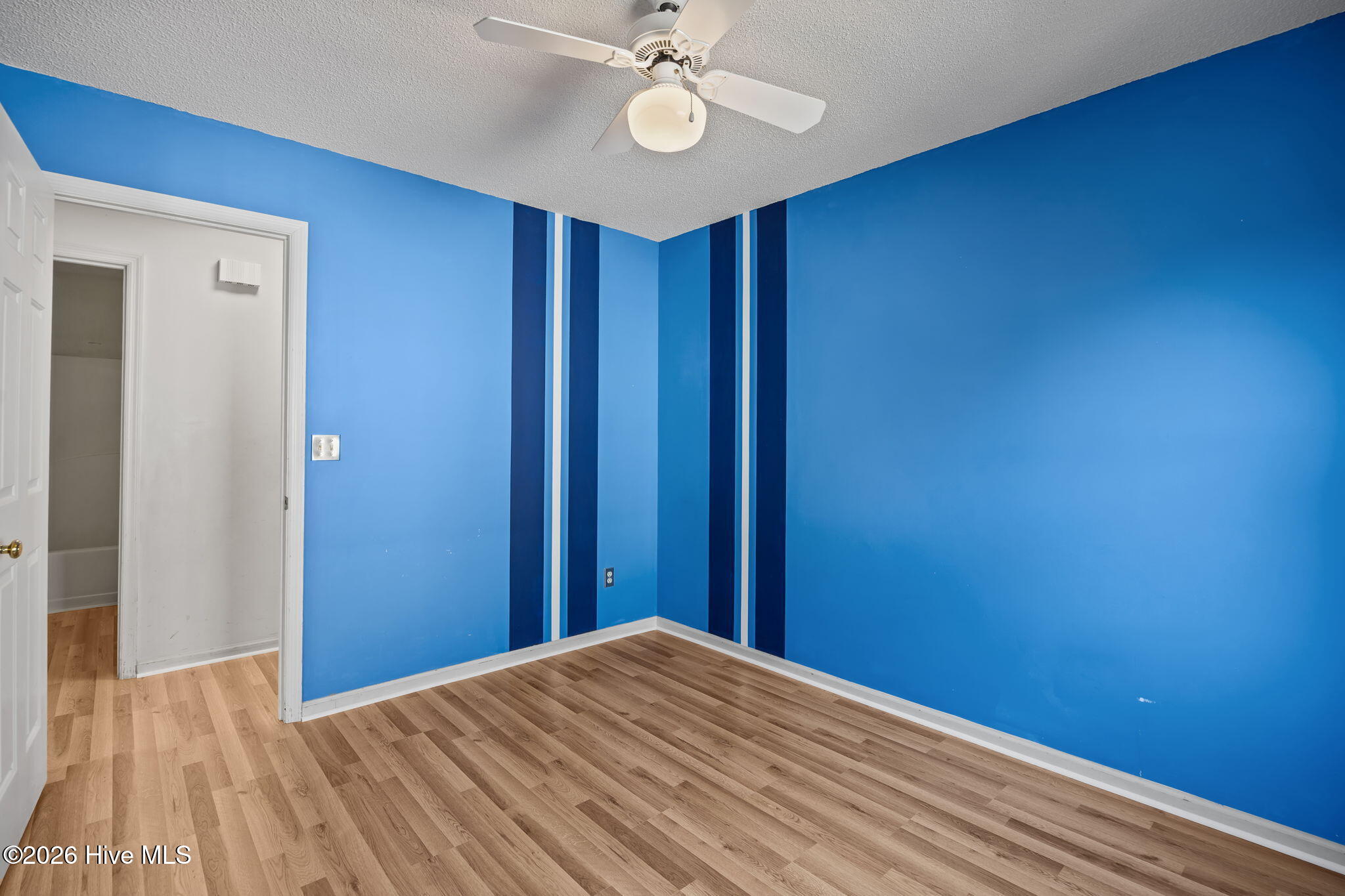 100558254 | Photo 20