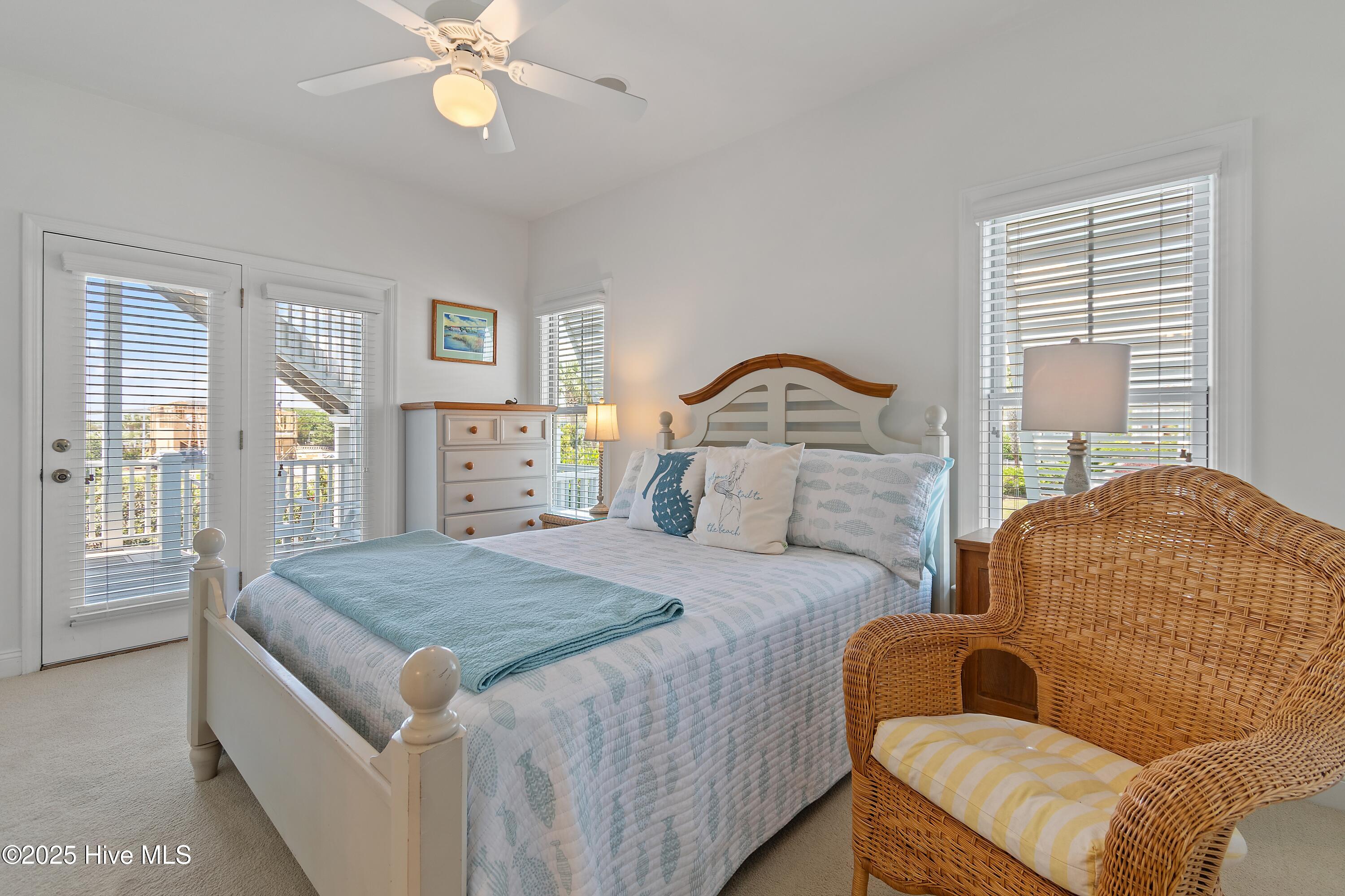 100552755 | Photo 44