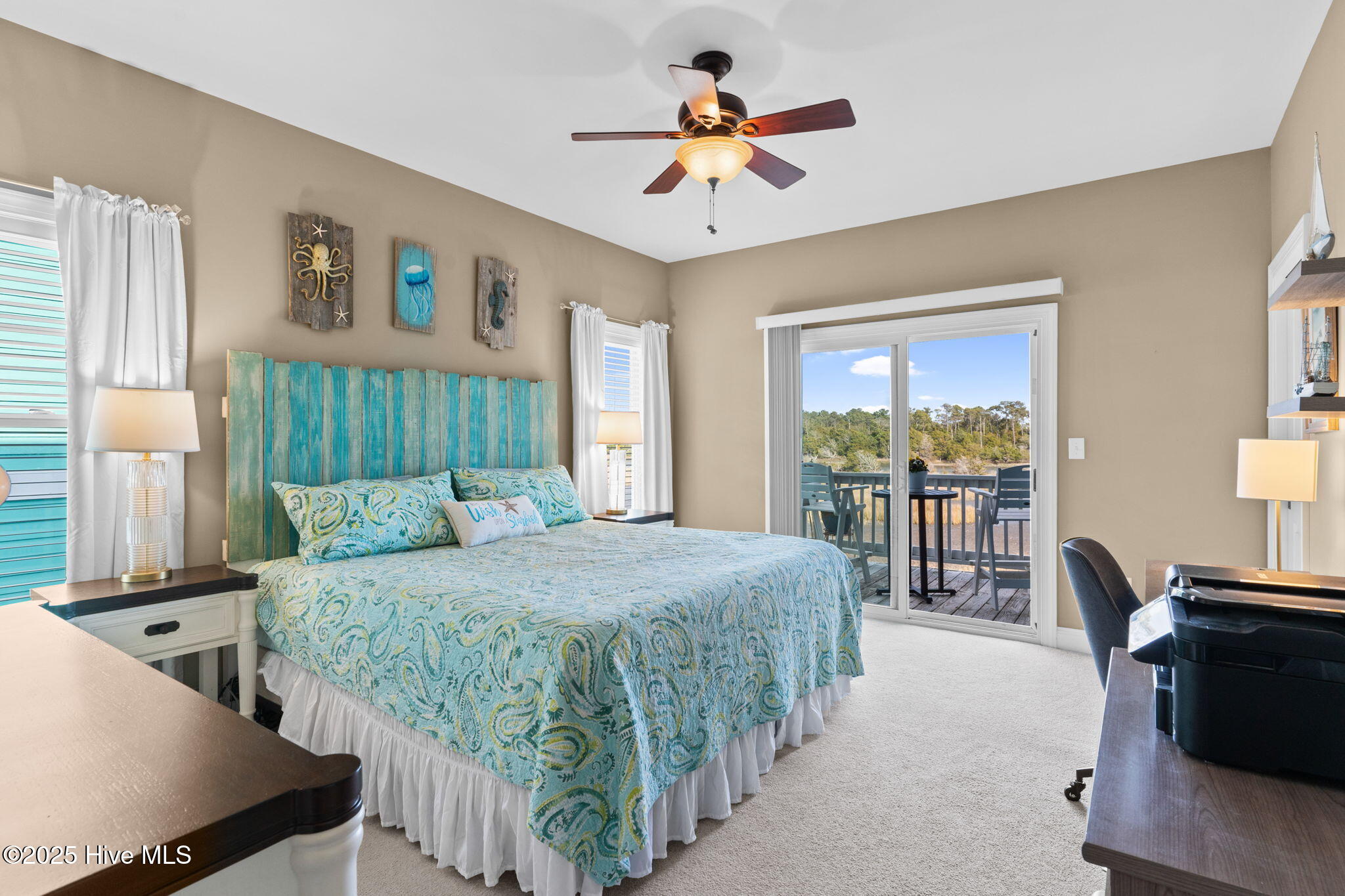 100548558 | Photo 40