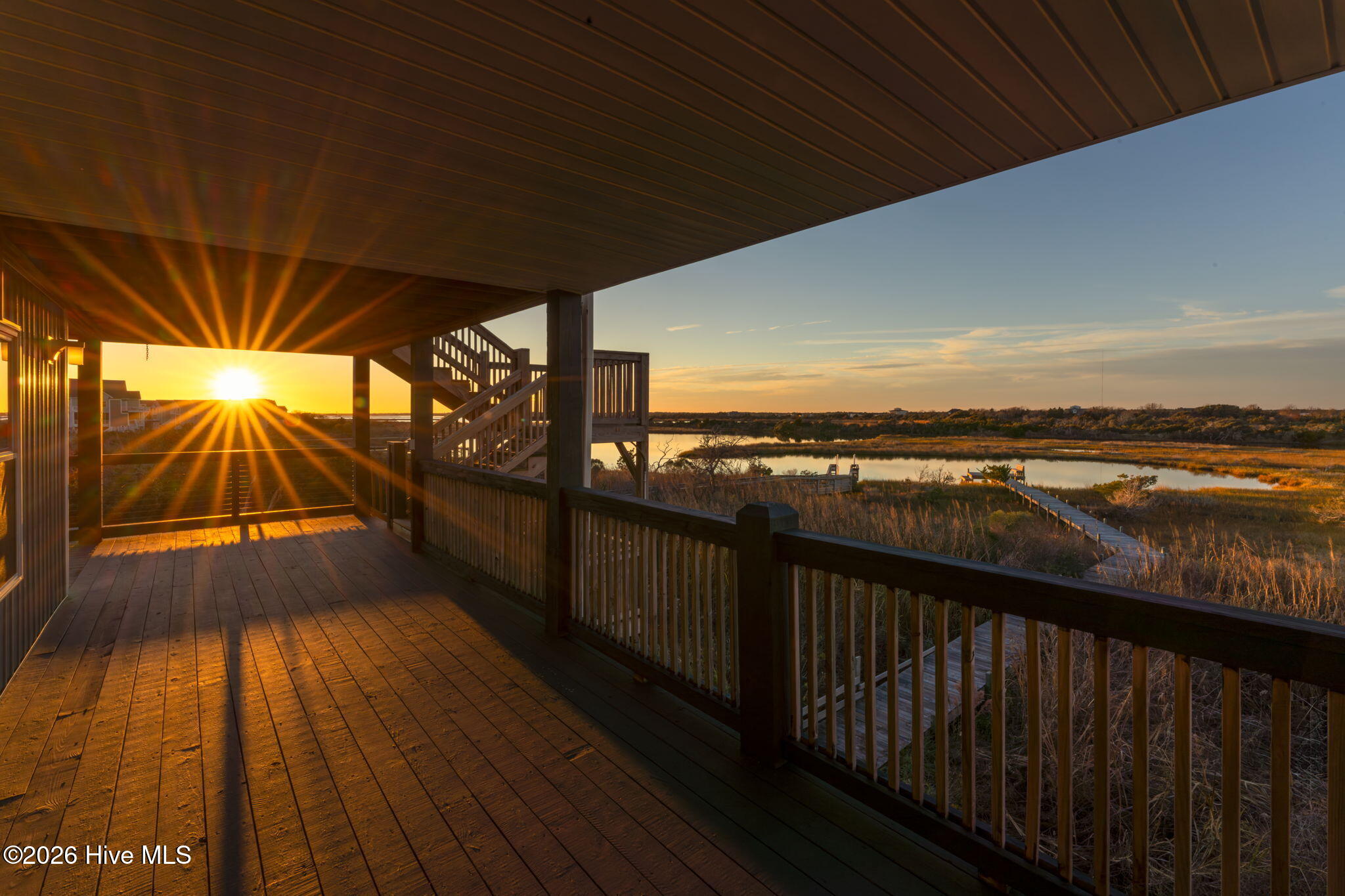 100560160 | Photo 30