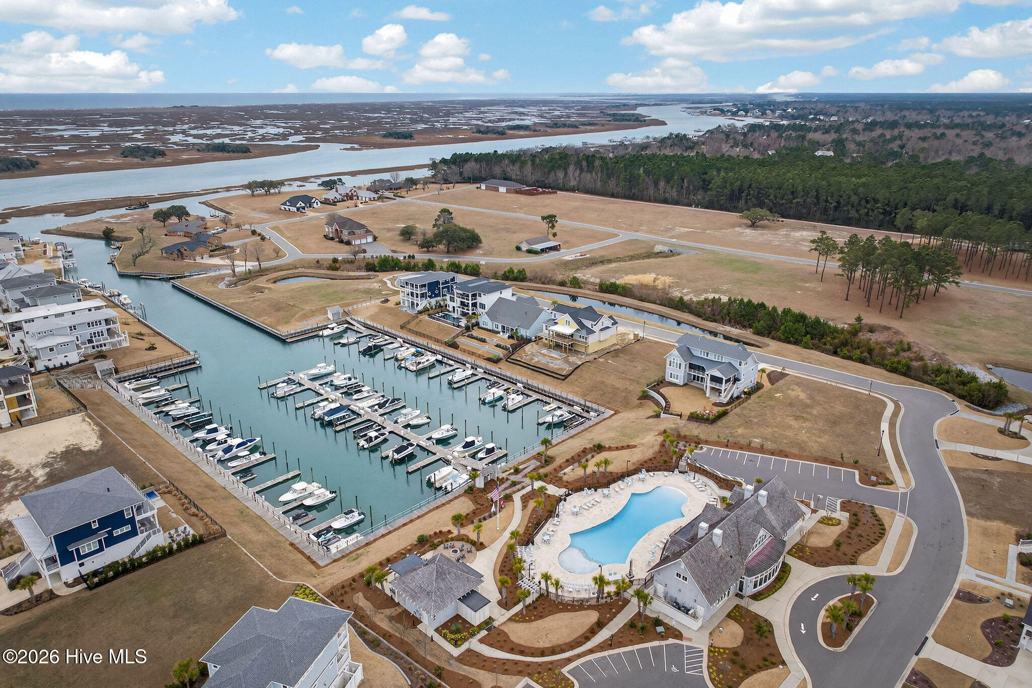 100557912 | Photo 13