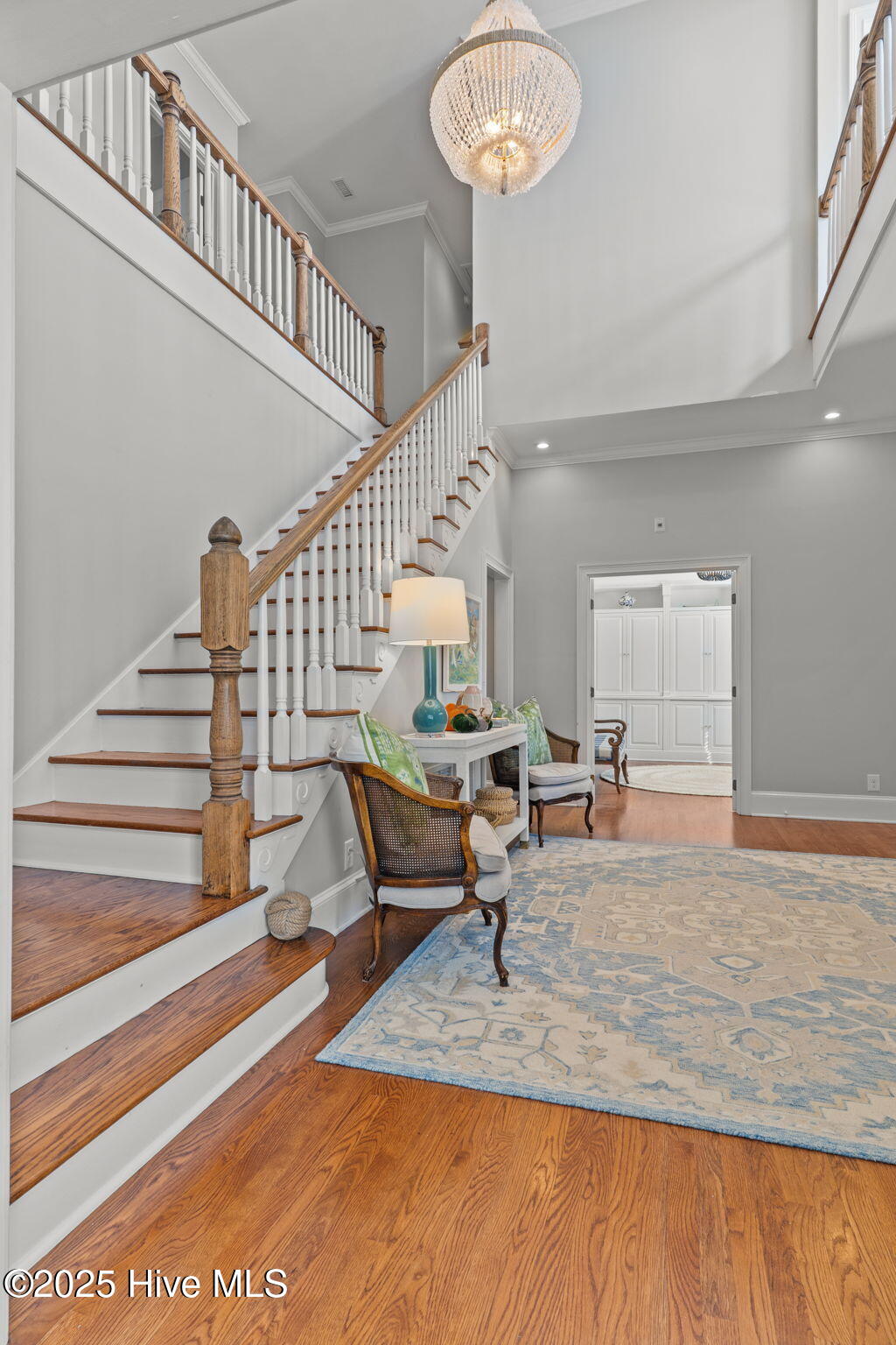 100537269 | Photo 23