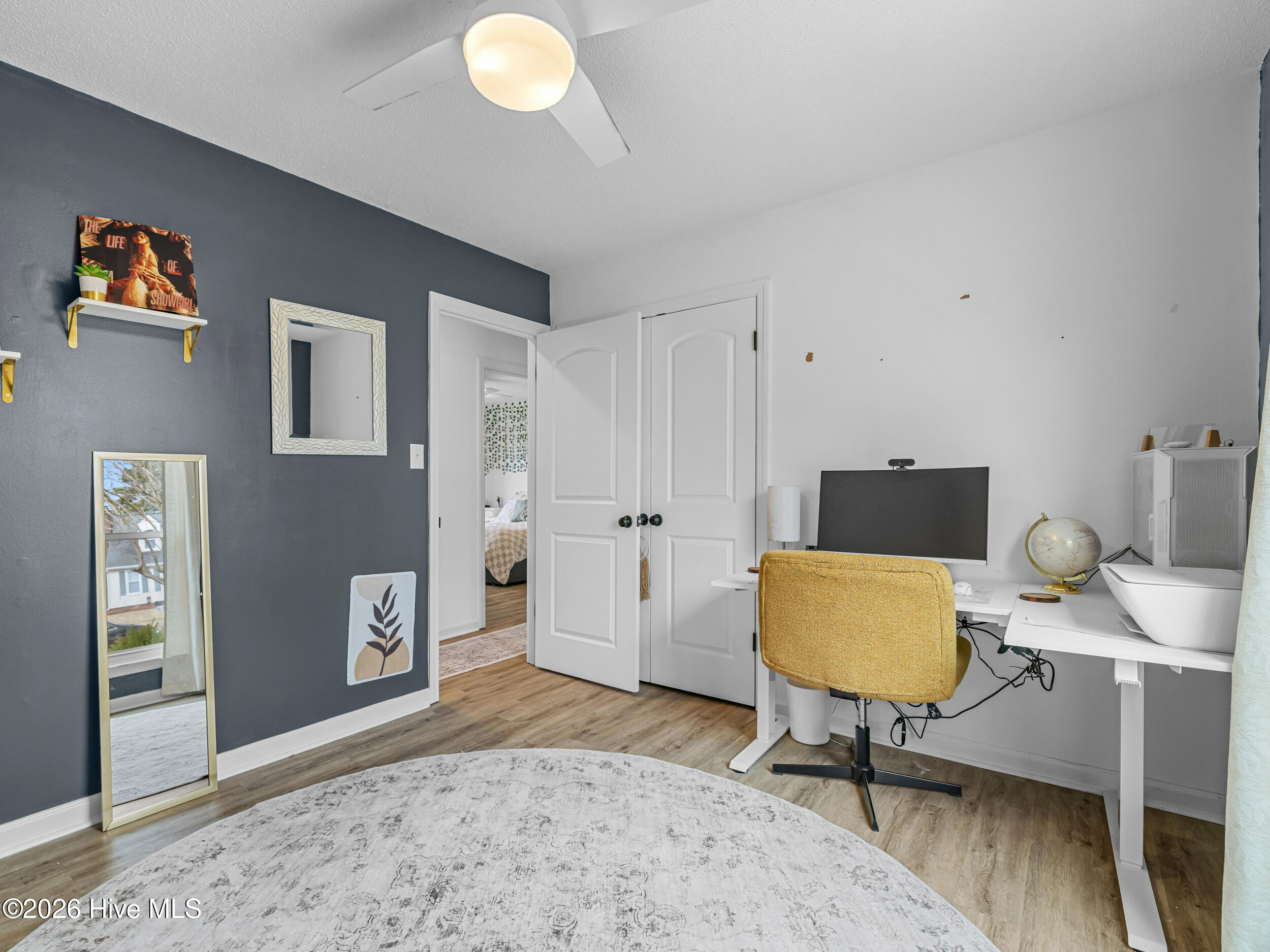 100556726 | Photo 50