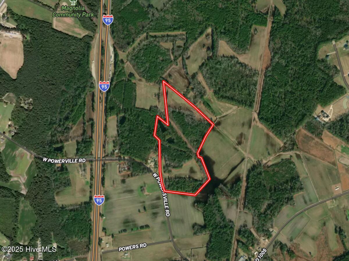 100540348 | Photo 43