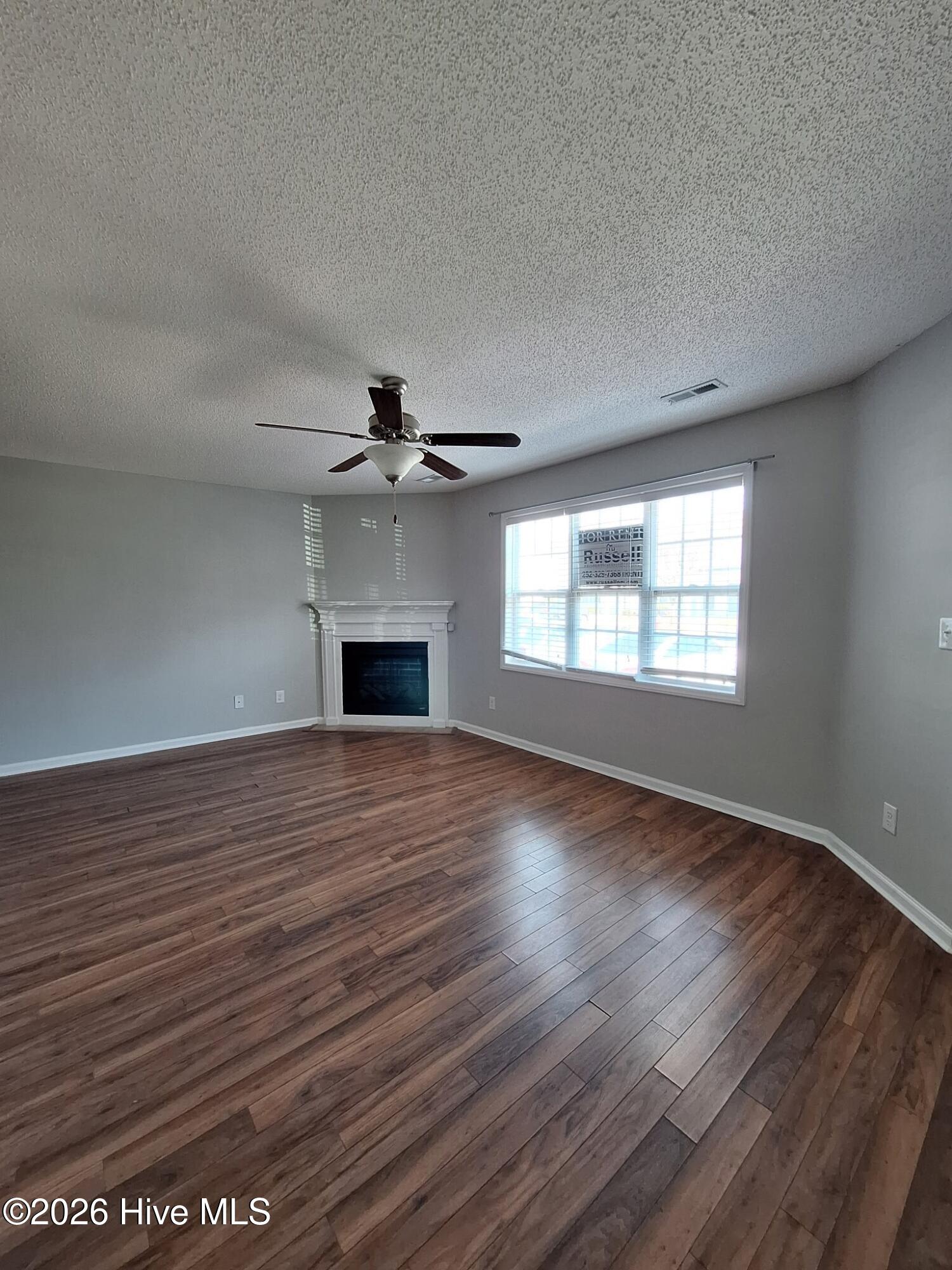 1222 Cross Creek Circle UNIT W2, Greenville, NC, 27834