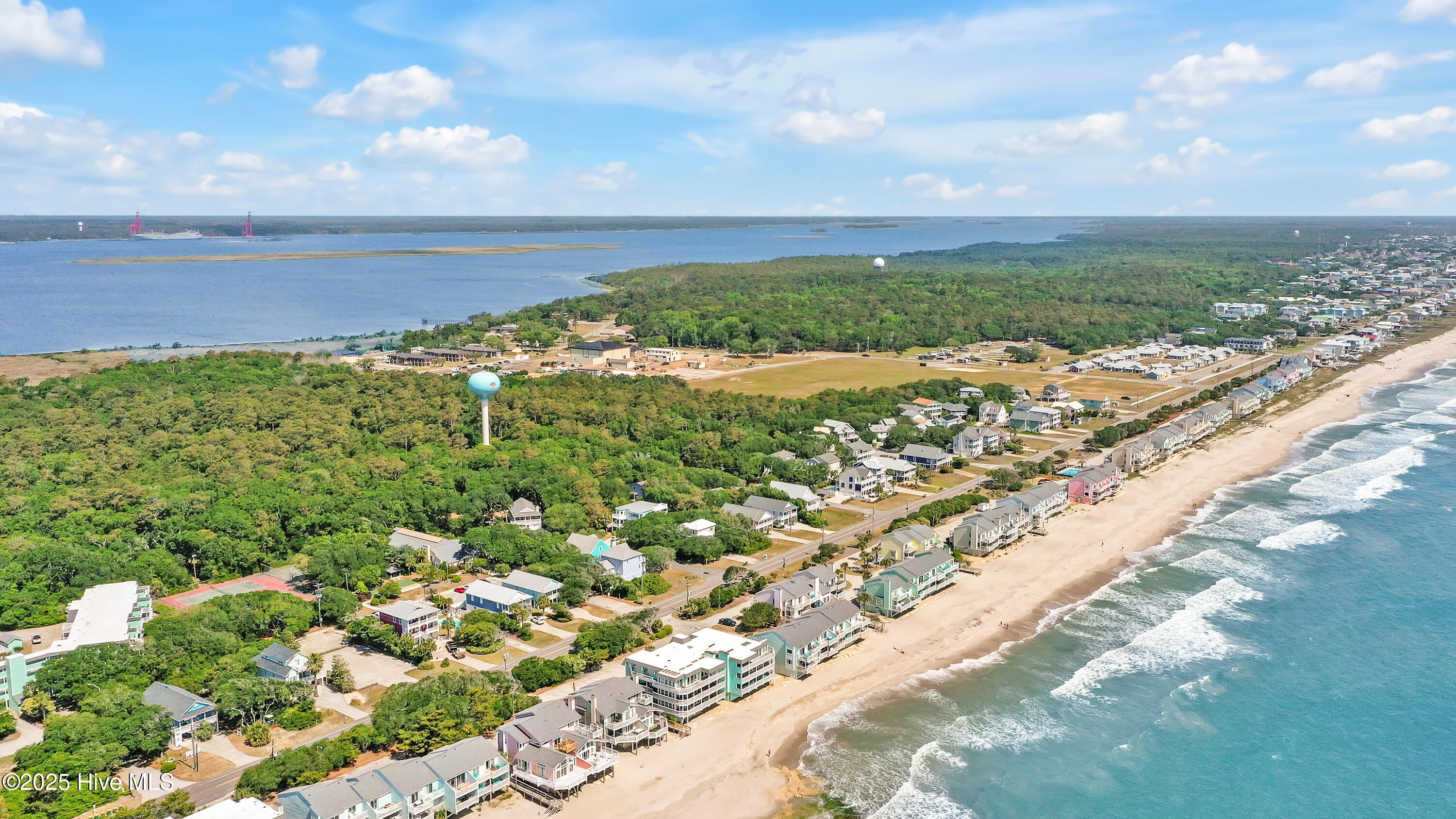 100570549 | Photo 47