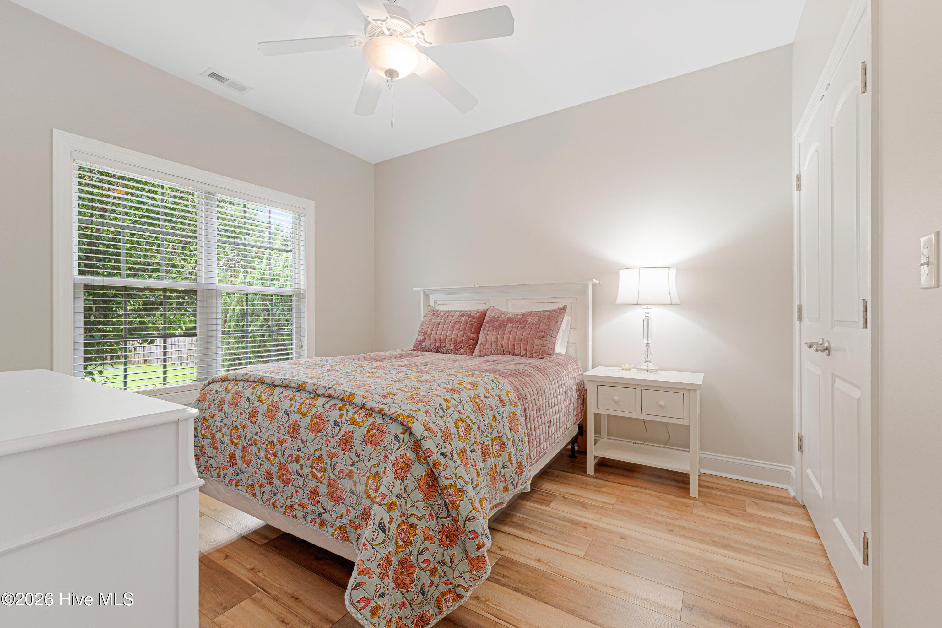 412 Waverly Court,Newport
