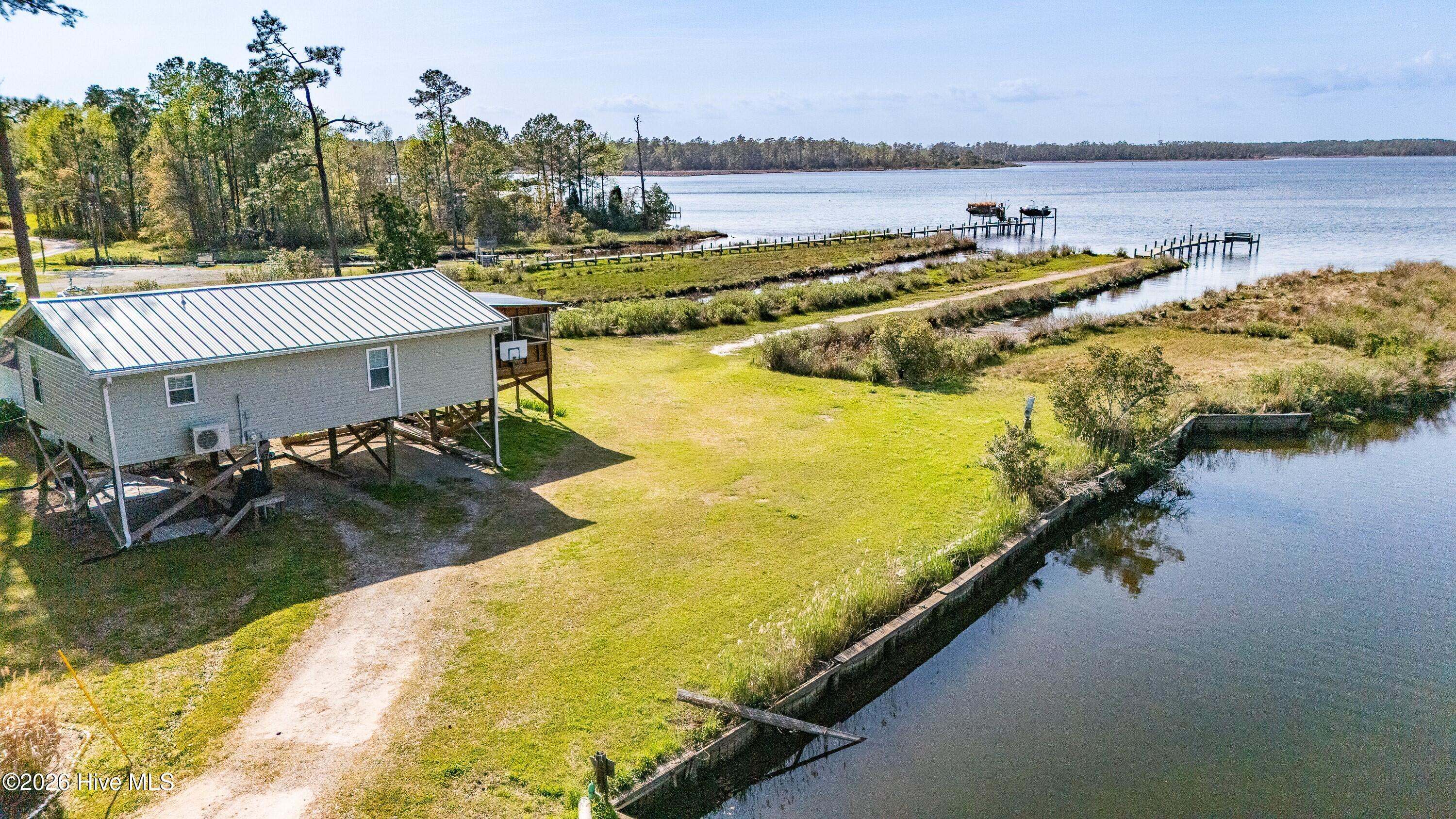 678 Weaver Camp Road,Merritt