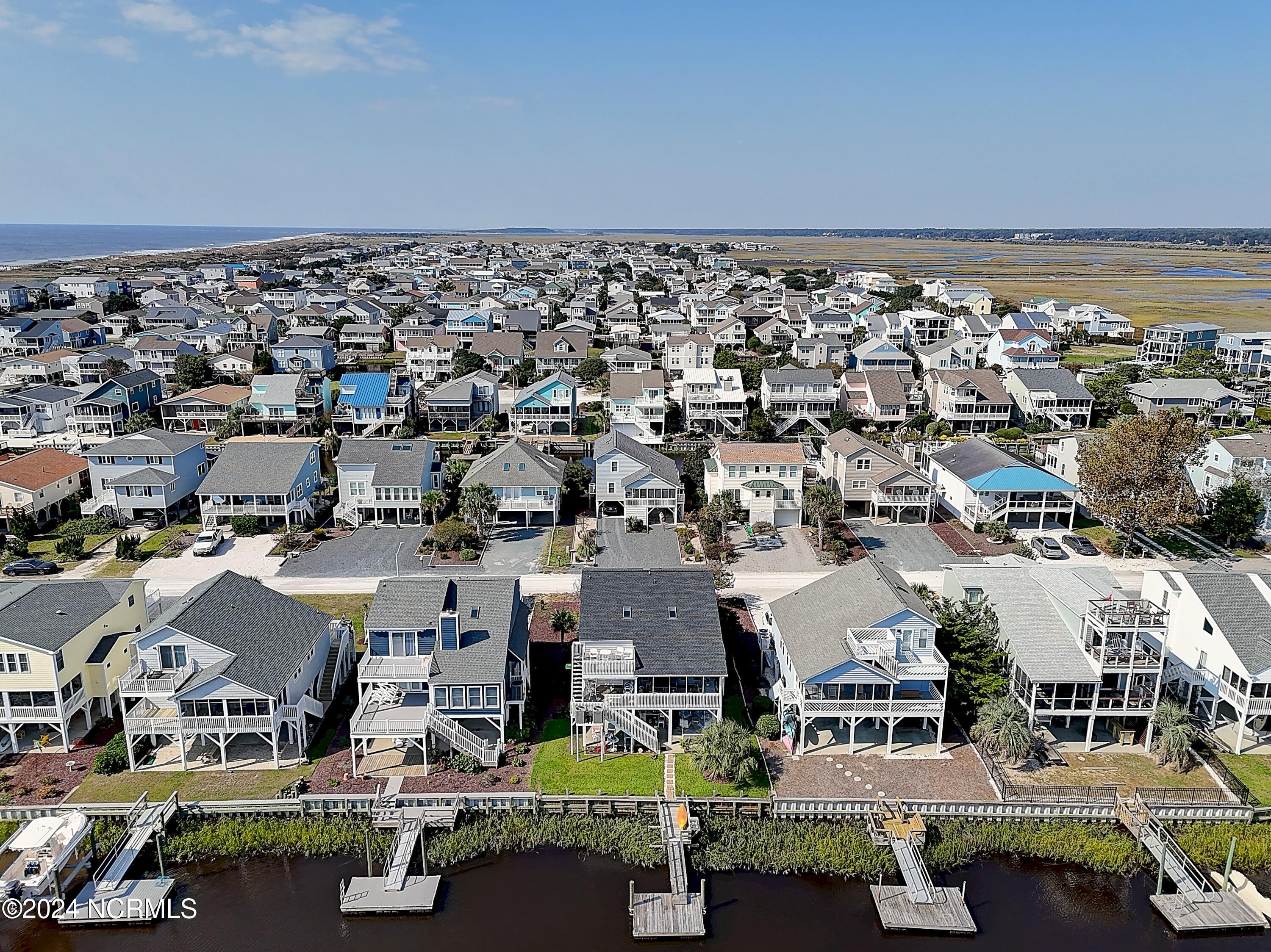 100566016 | Photo 56