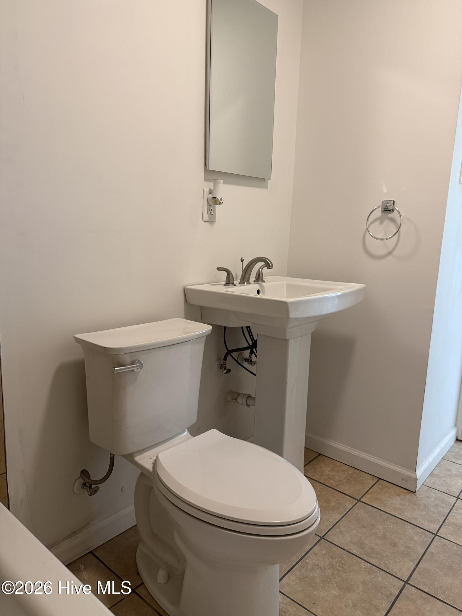 100565098 | Photo 31