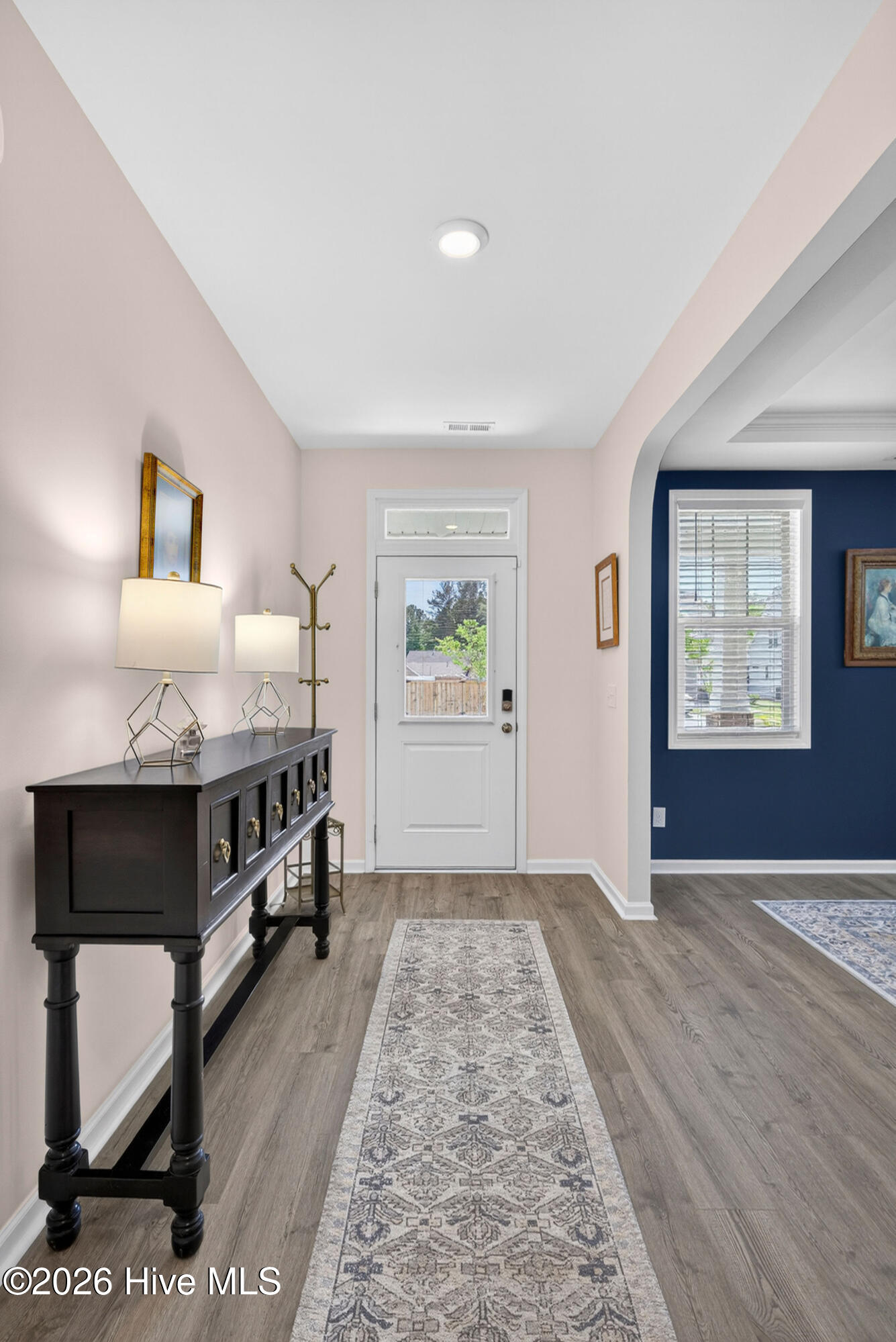 100569620 | Photo 48