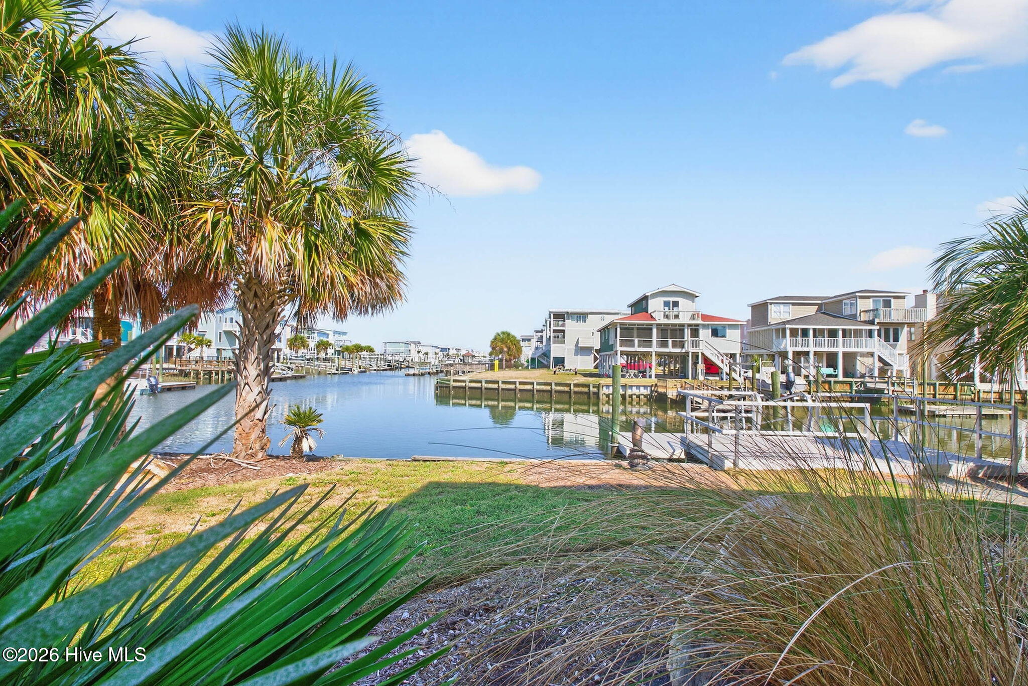 100564283 | Photo 57