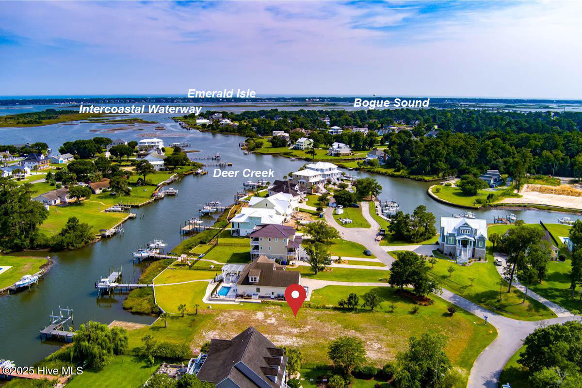 100558486 | Photo 17