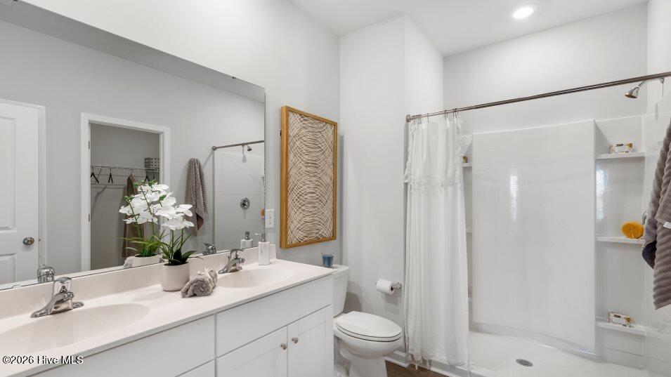 100554768 | Photo 12