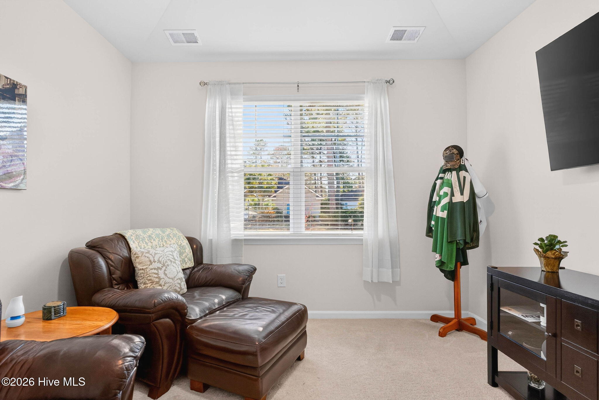 100555418 | Photo 26