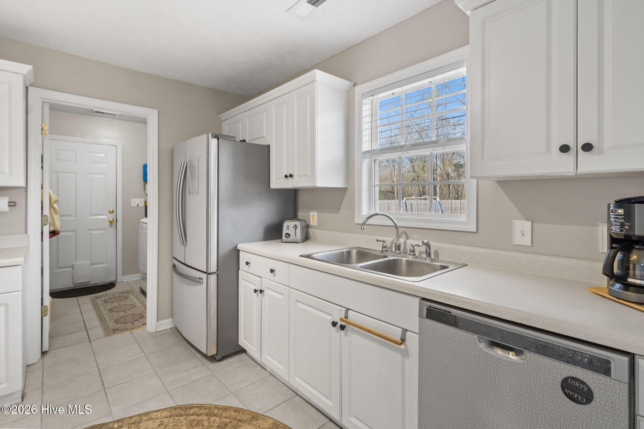 100561943 | Photo 17